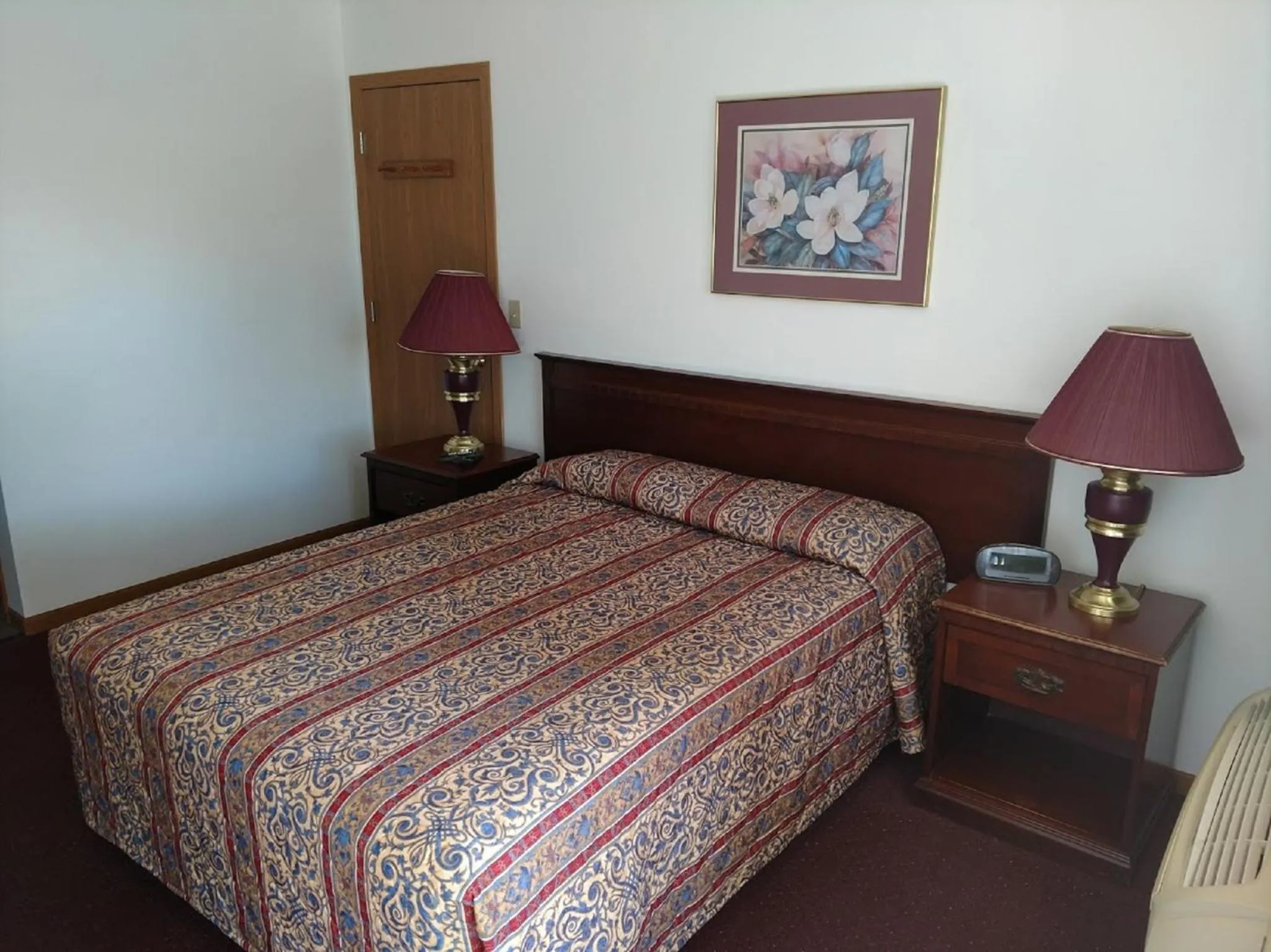 Bed in All Seasons Motel