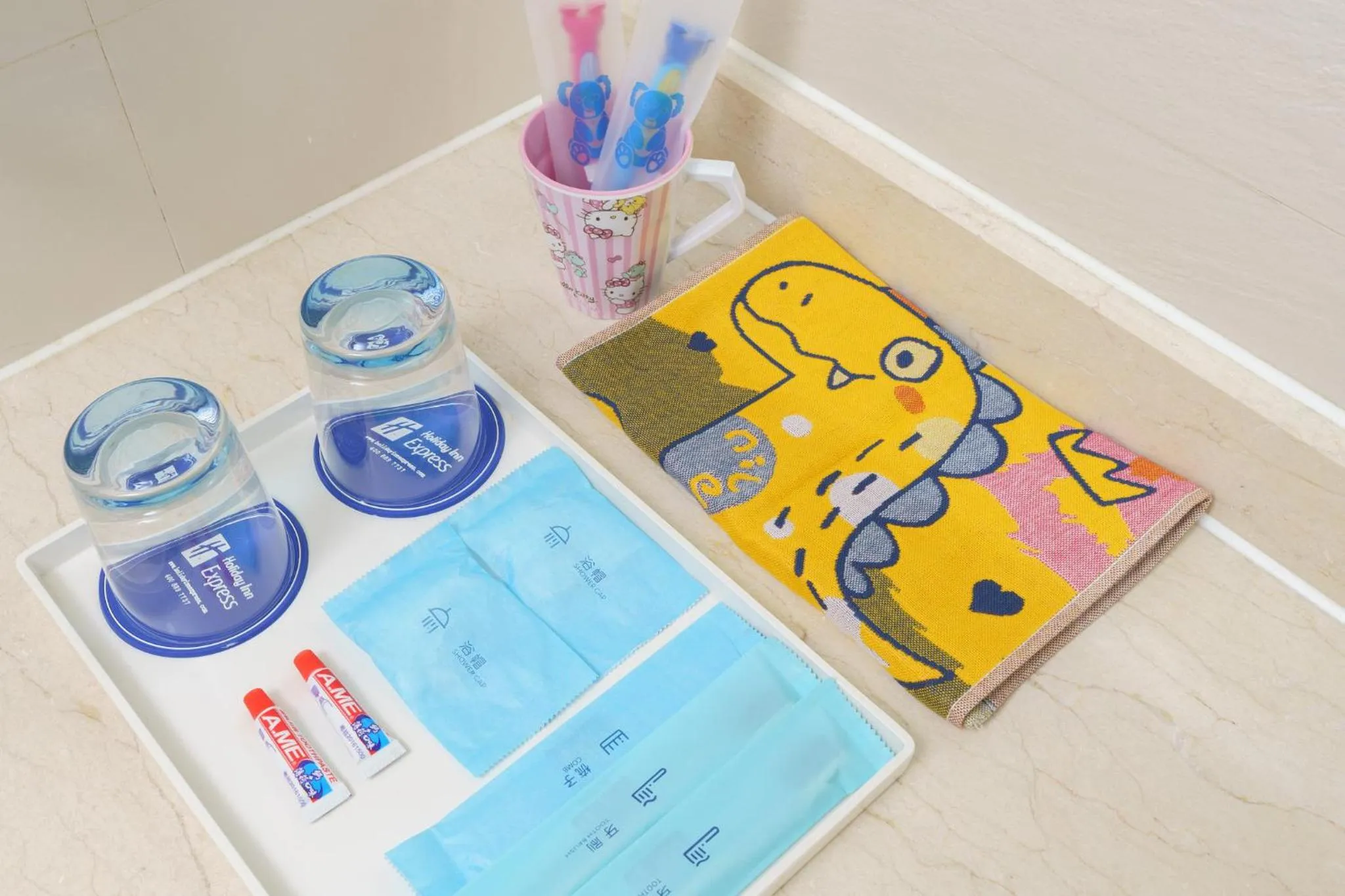 Bedroom in Holiday Inn Express City Centre Dalian by IHG