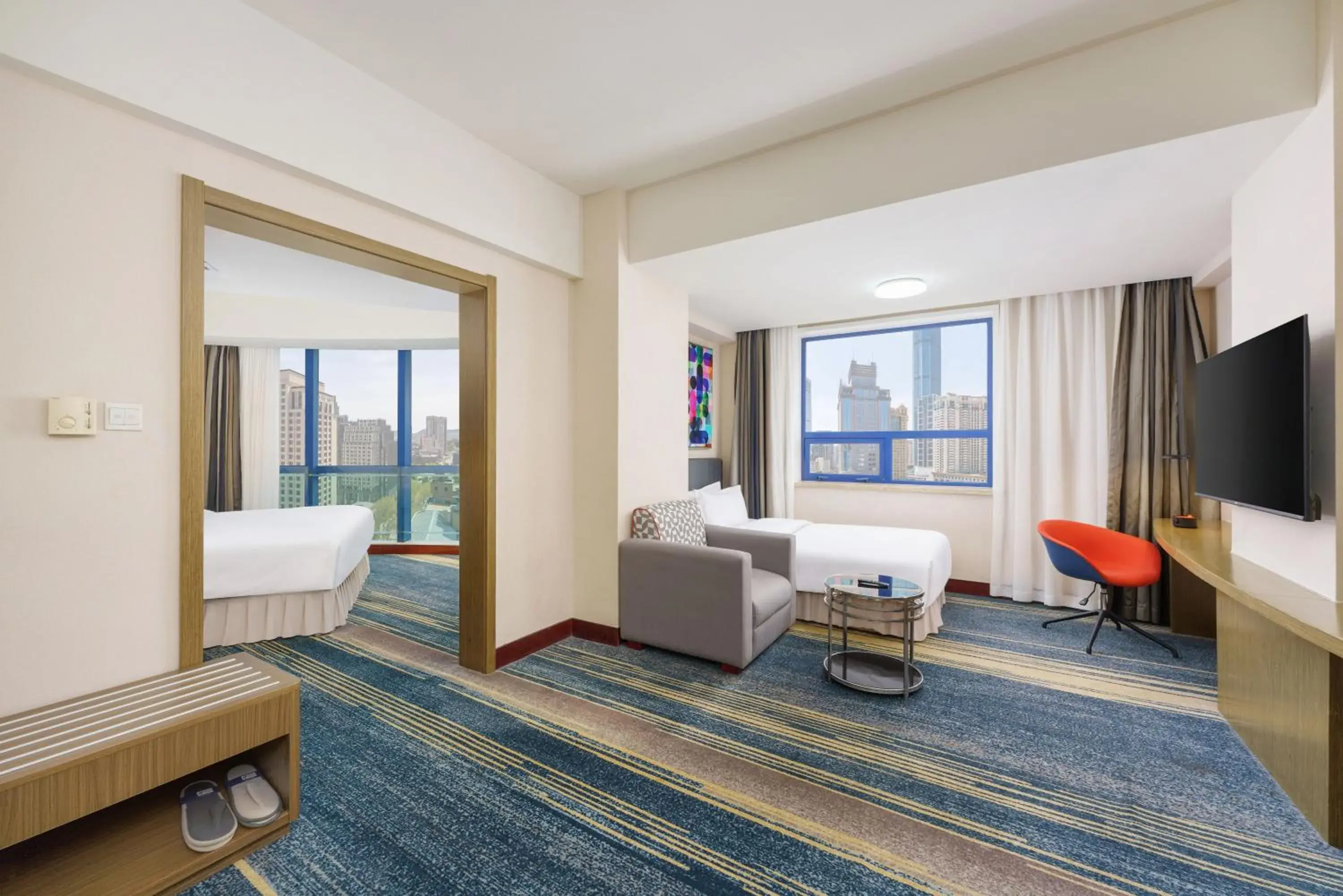 Queen Suite - Non-Smoking in Holiday Inn Express City Centre Dalian by IHG Queen Suite - Non-Smoking in Holiday Inn Express City Centre Dalian by IHG