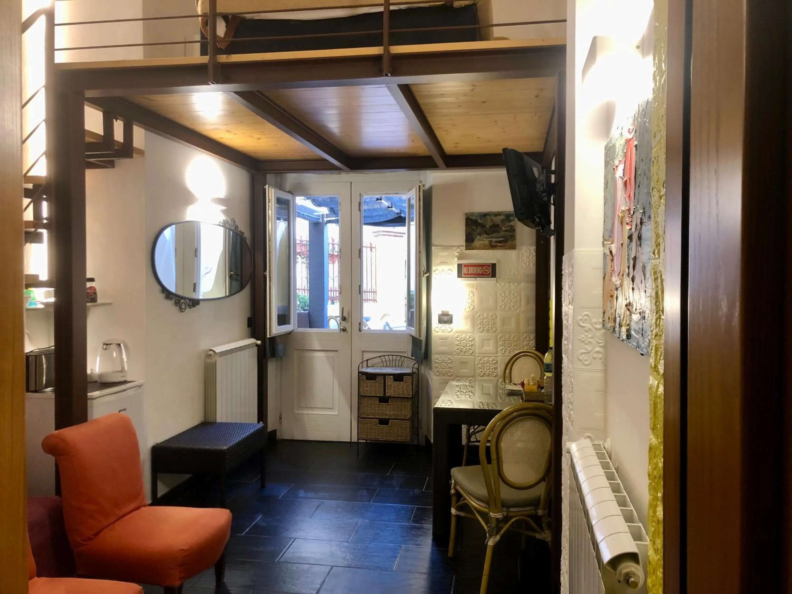 Seating area in Affittacamere Monterosso 5 Terre