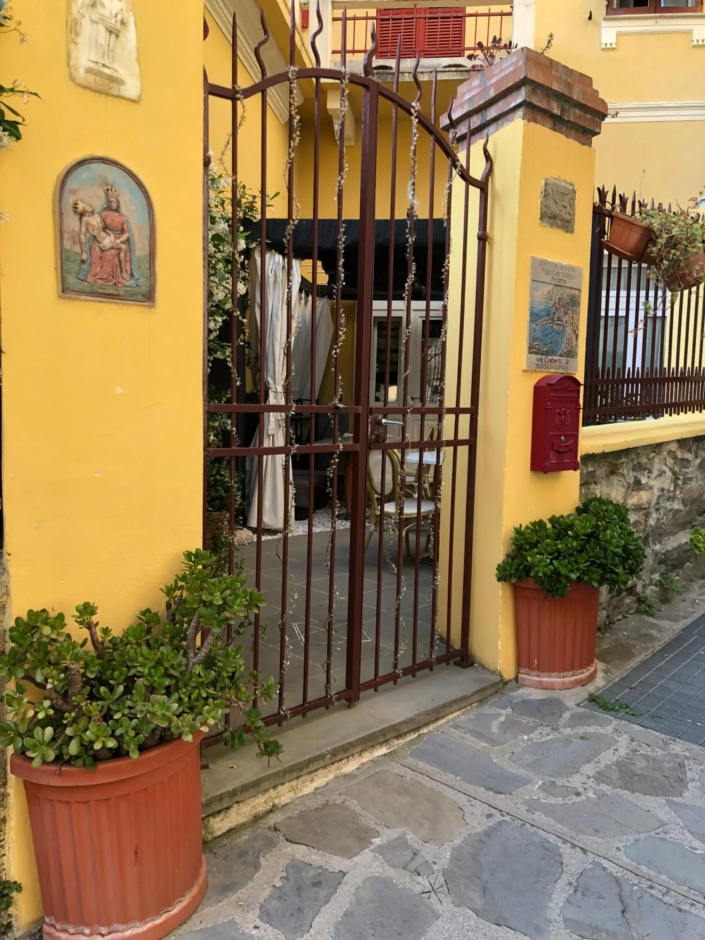 Property building in Affittacamere Monterosso 5 Terre
