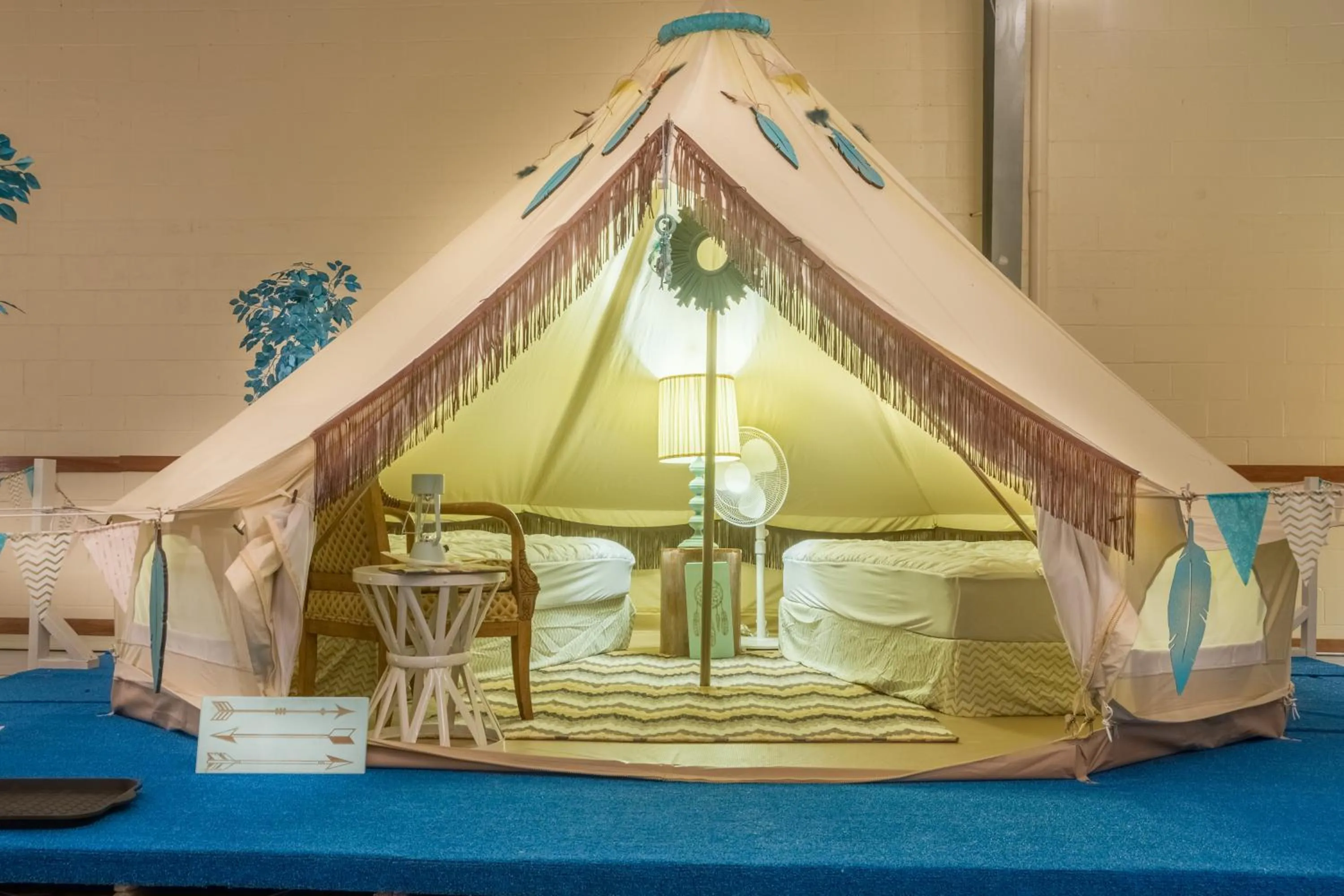 Photo of the whole room in Lone Star Glamp Inn