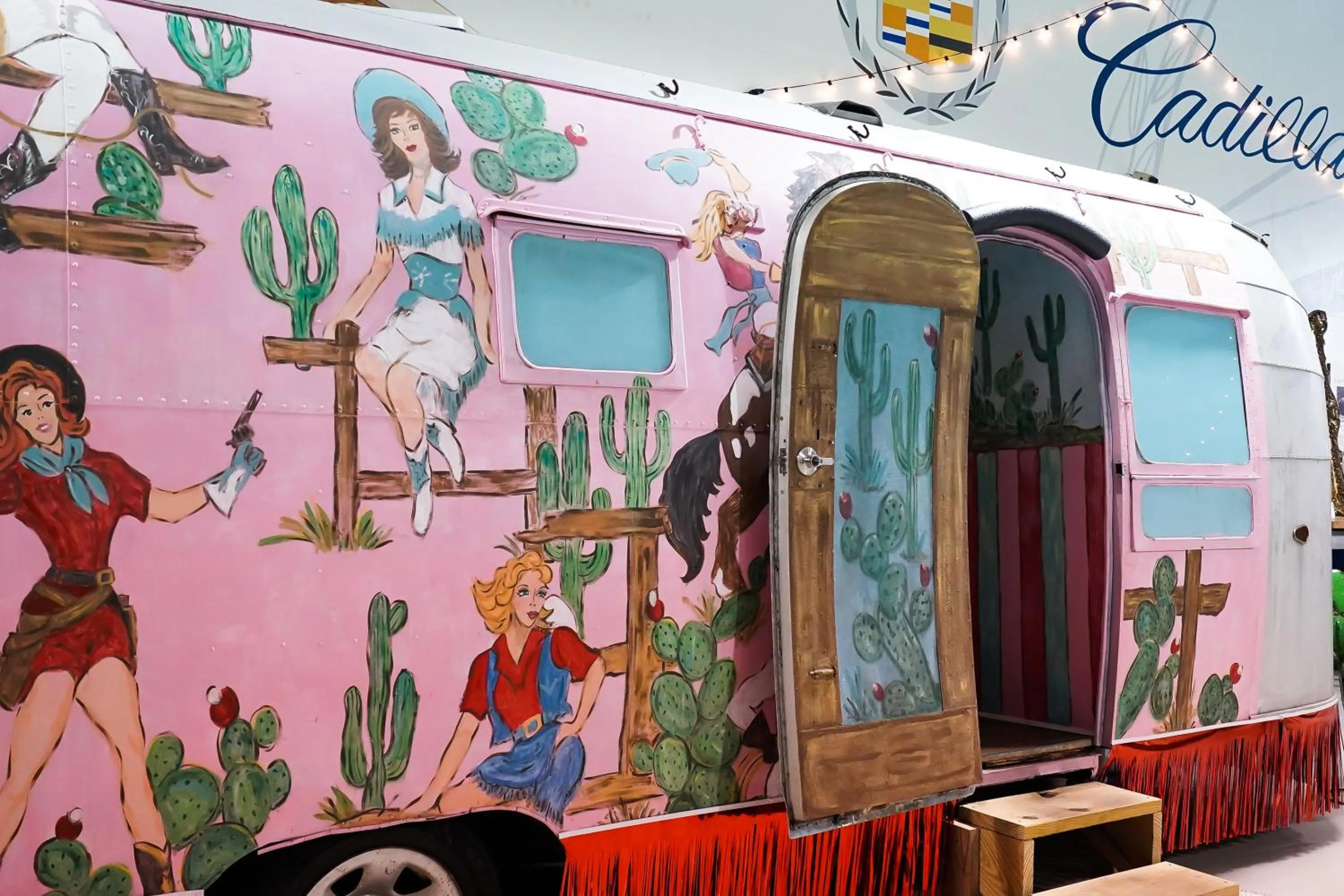 Bathroom in Lone Star Glamp Inn