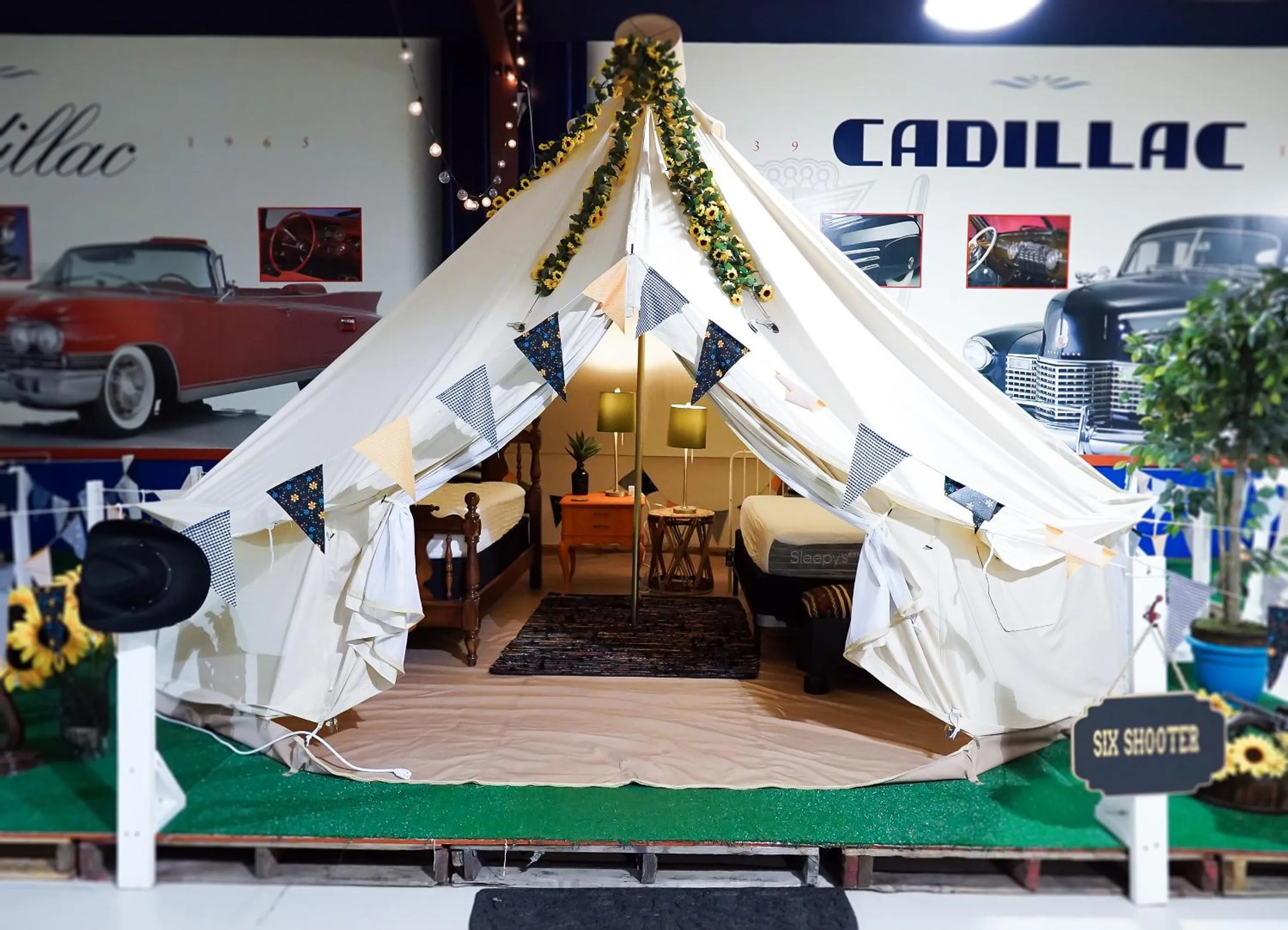 Bedroom in Lone Star Glamp Inn