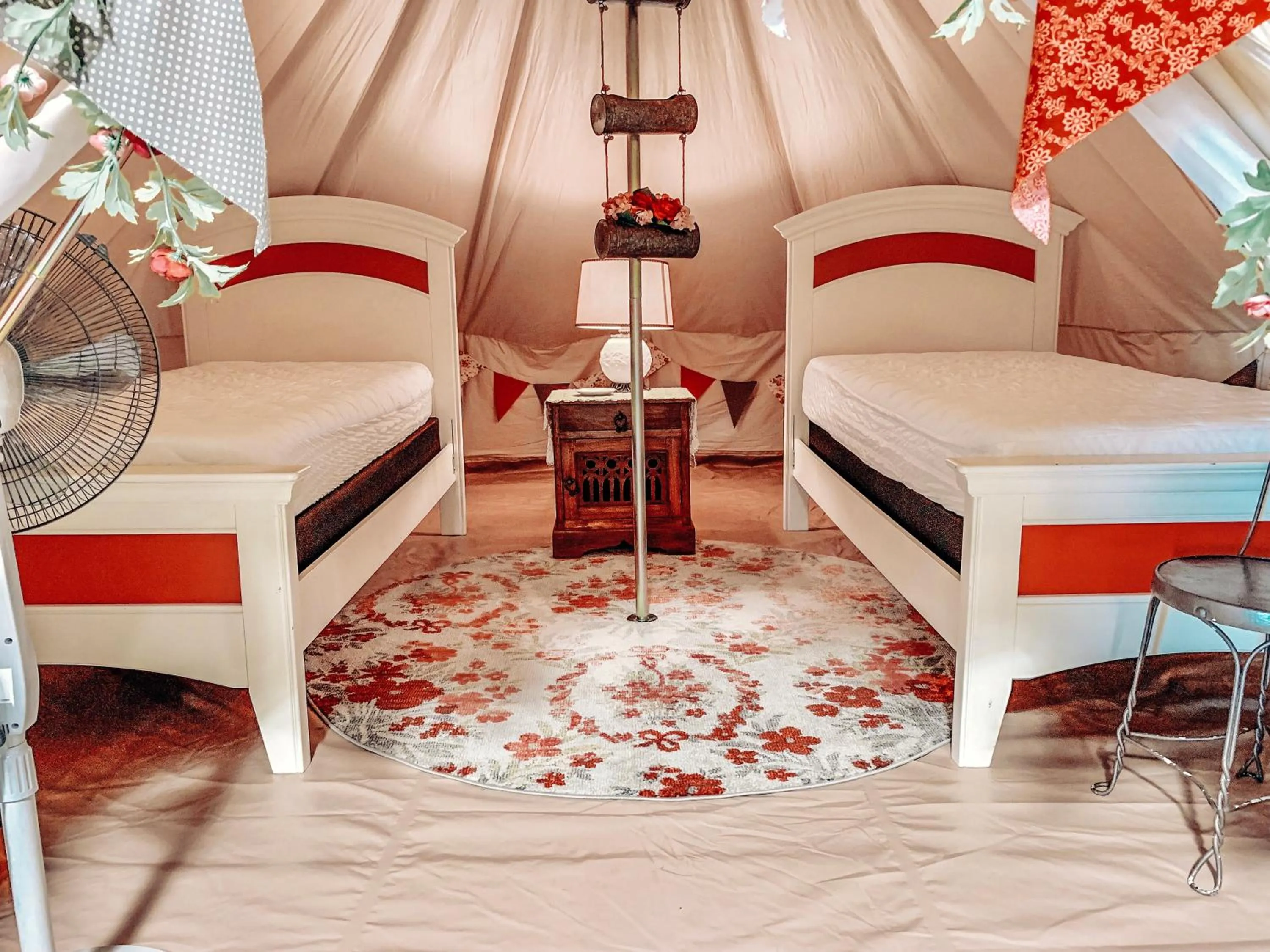 Bedroom in Lone Star Glamp Inn