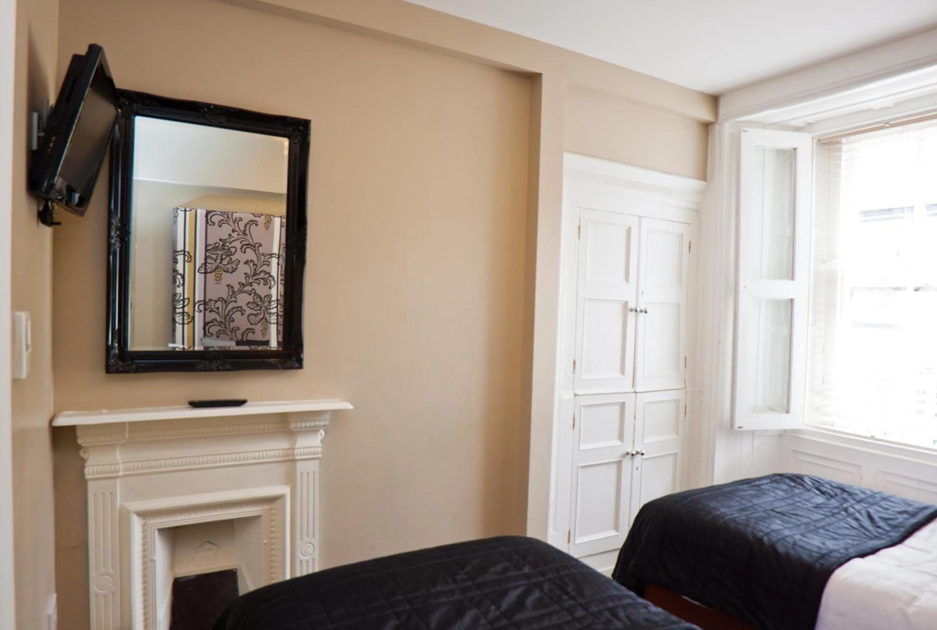 Bedroom, Bed in 7 Boutique Hotel