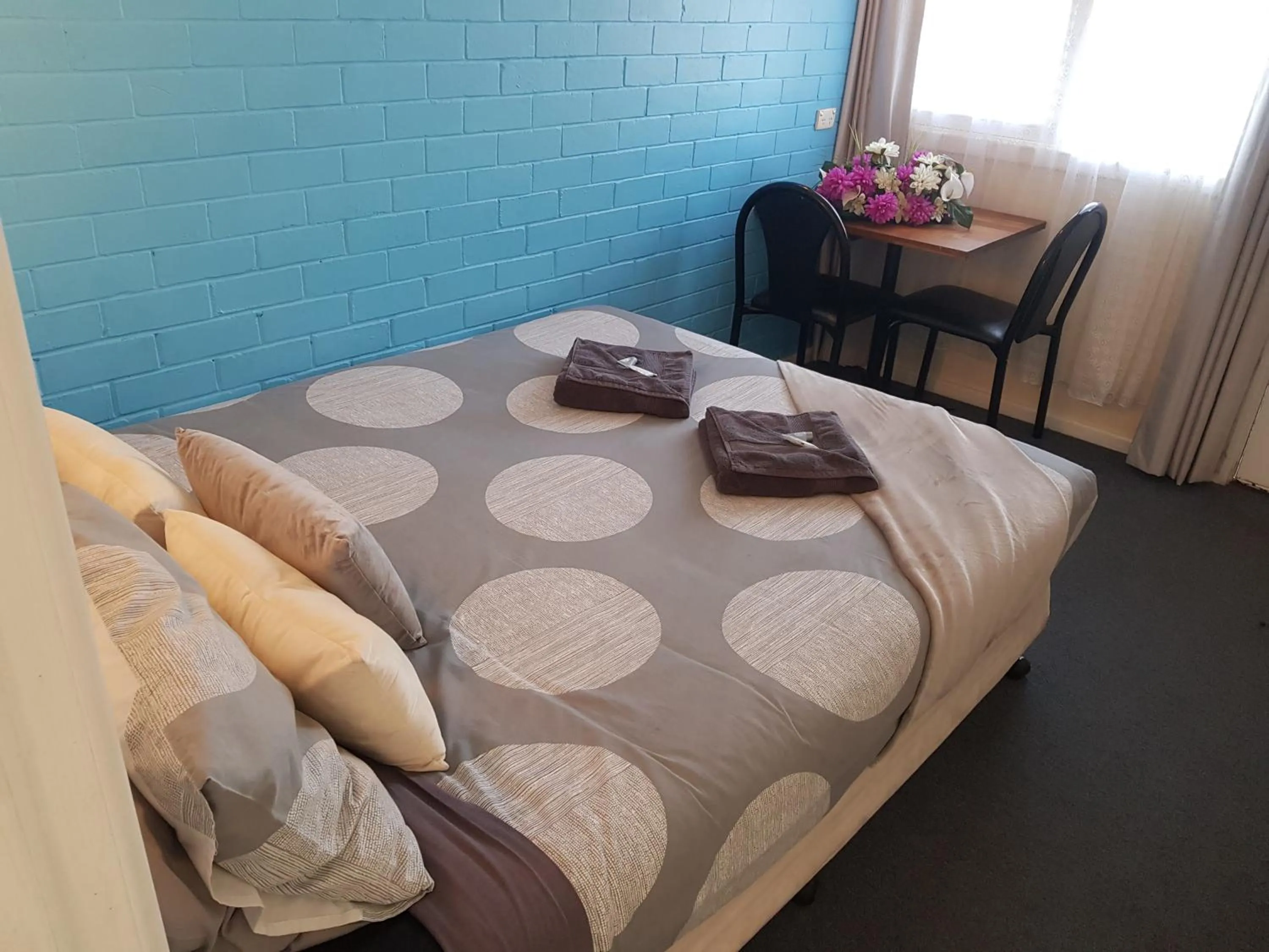 Bedroom, Bed in Whyalla Country Inn Motel