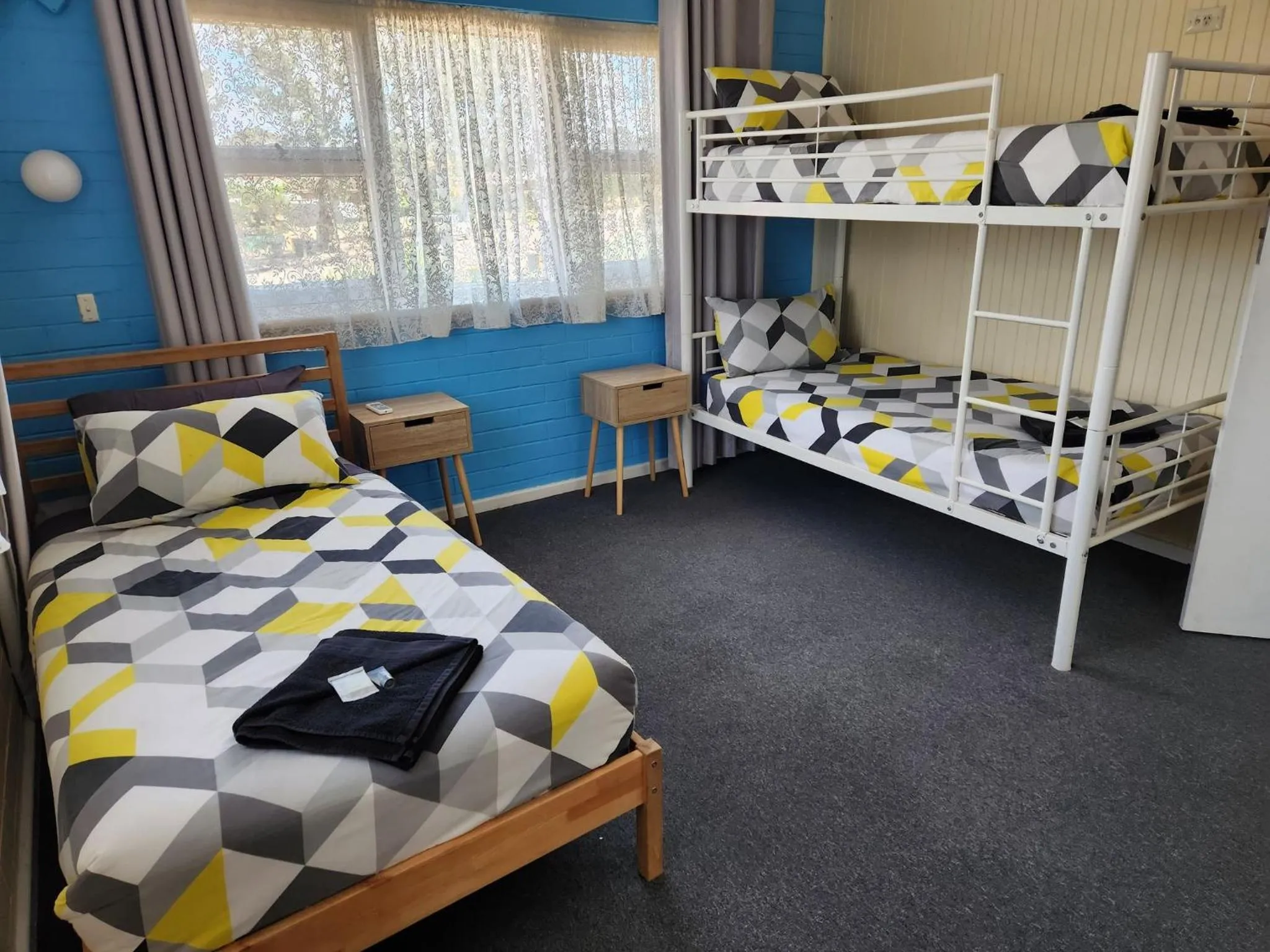 Bed in Whyalla Country Inn Motel