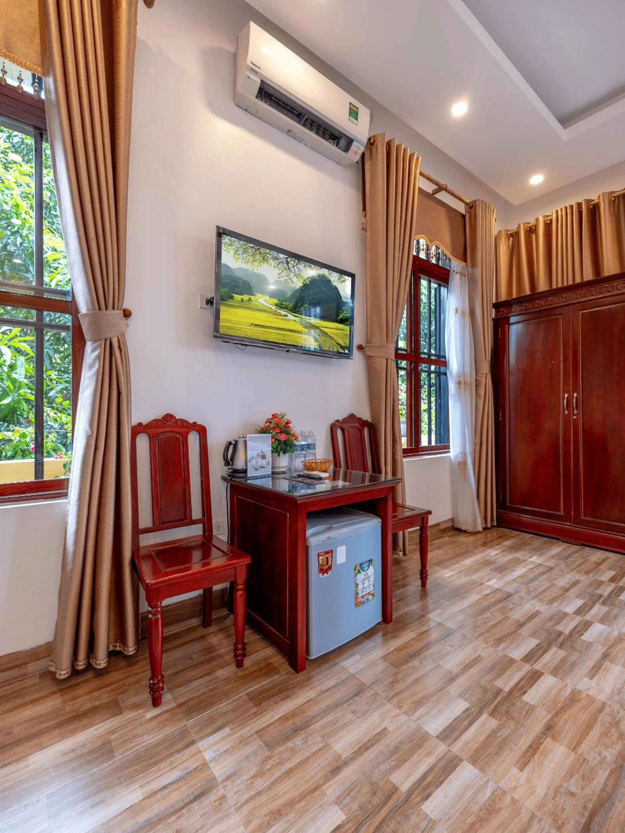 Seating area in Lys Homestay