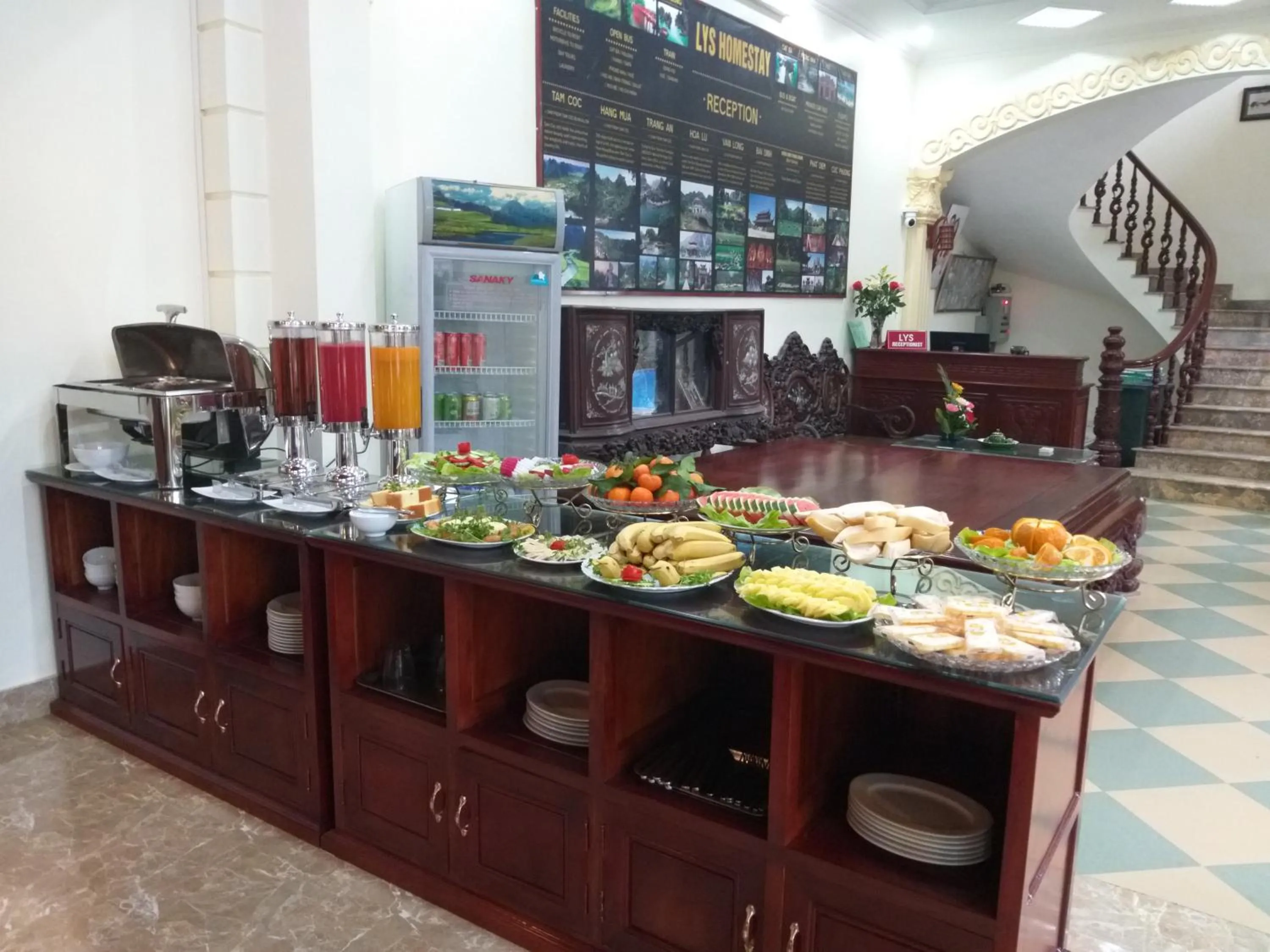 Food and drinks in Lys Homestay