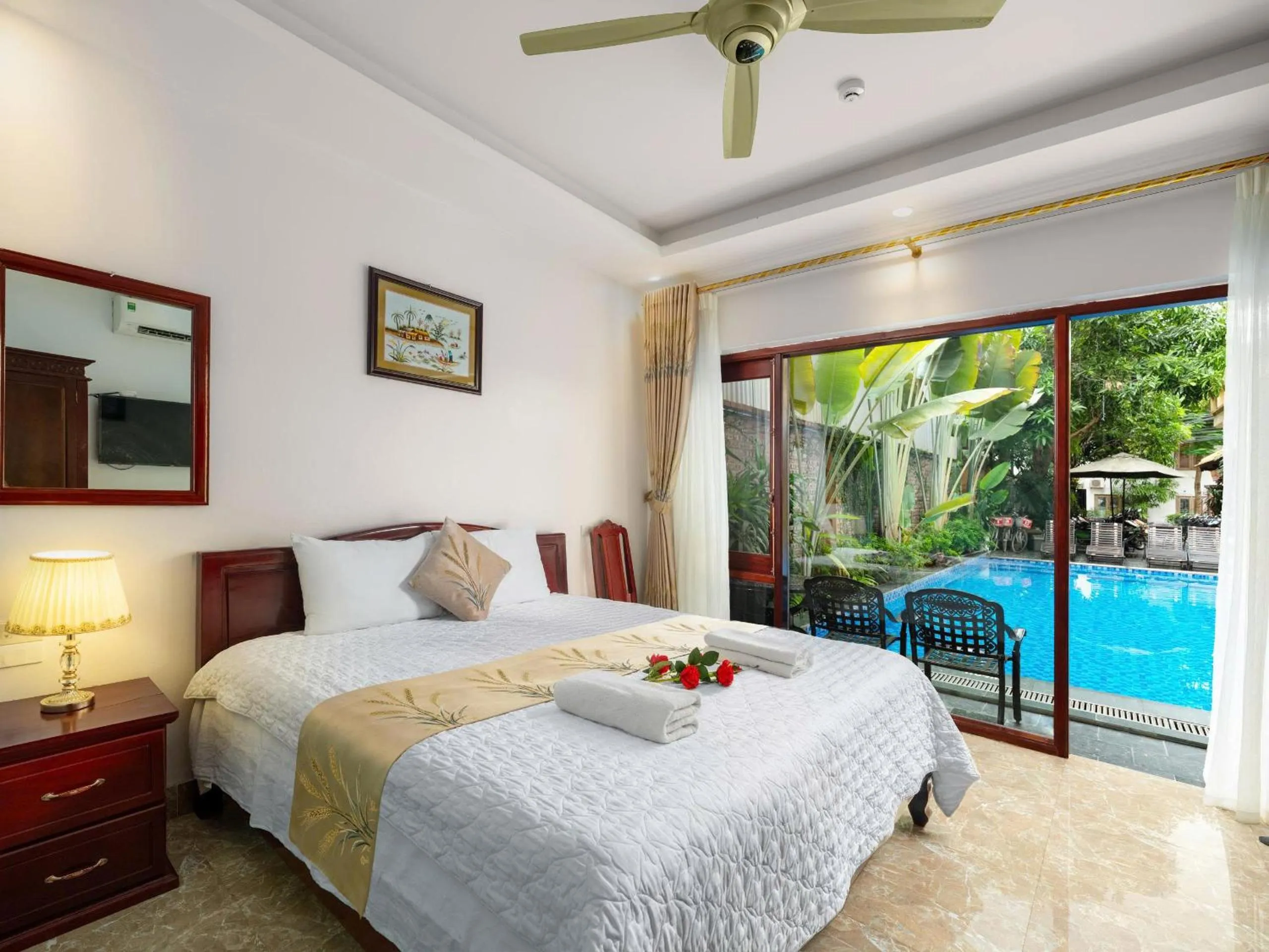 Bedroom, Bed in Lys Homestay