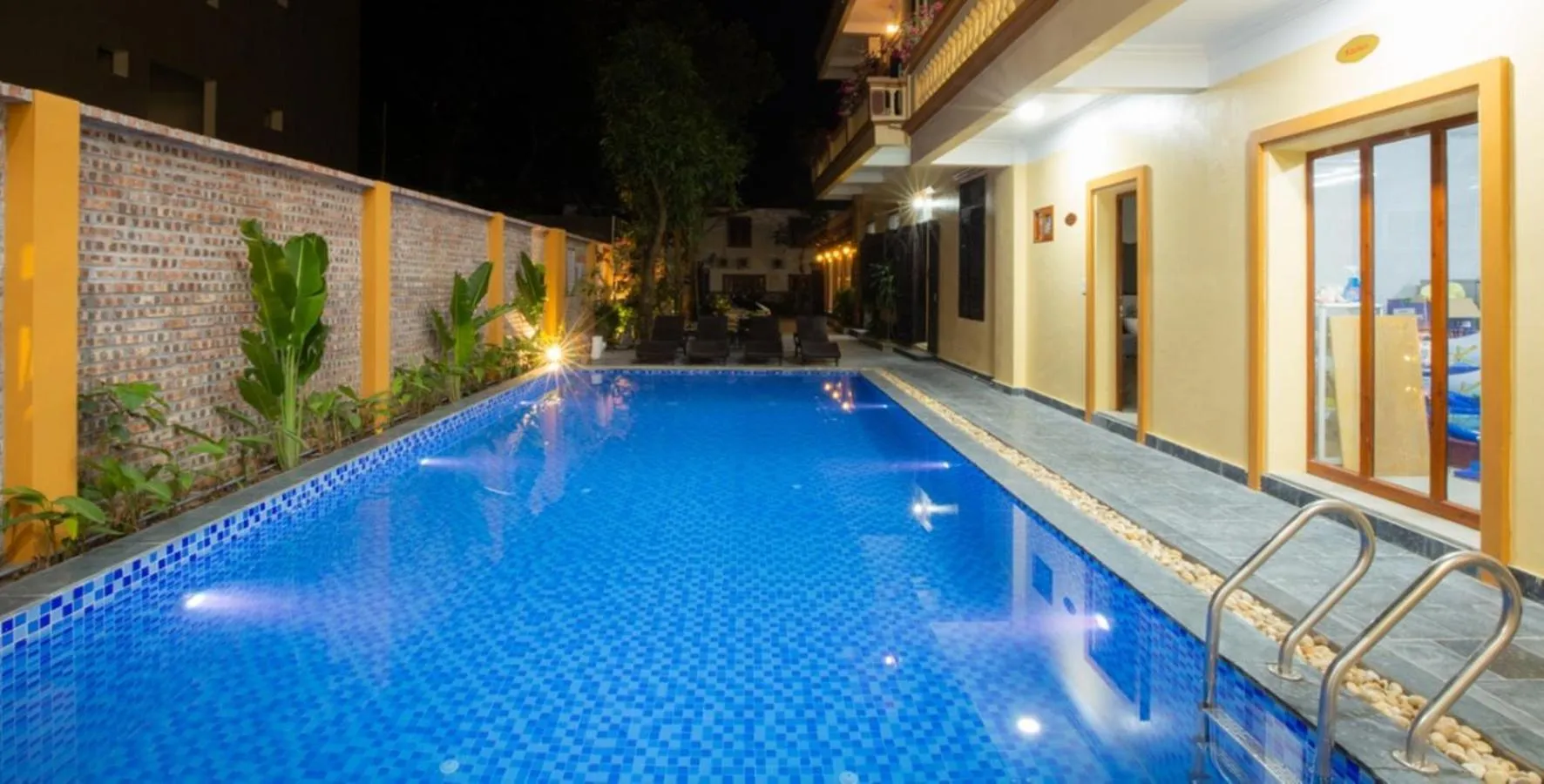 Pool view in Lys Homestay