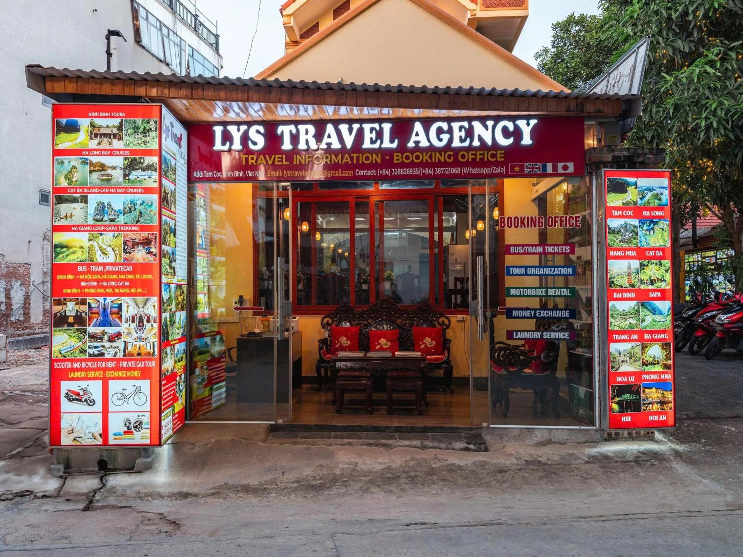 Logo/Certificate/Sign in Lys Homestay