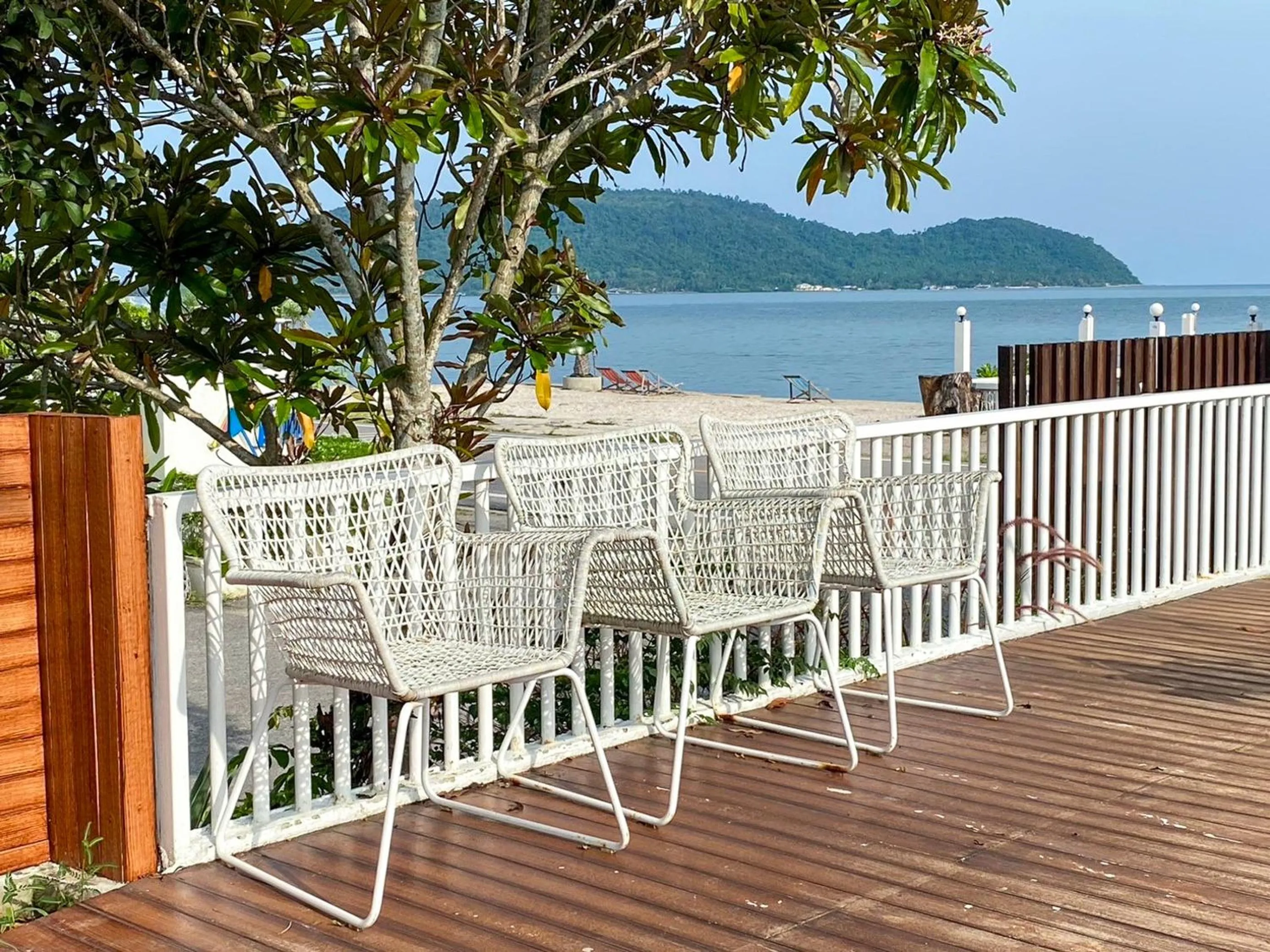 Seating area in Bangsaphan Resort