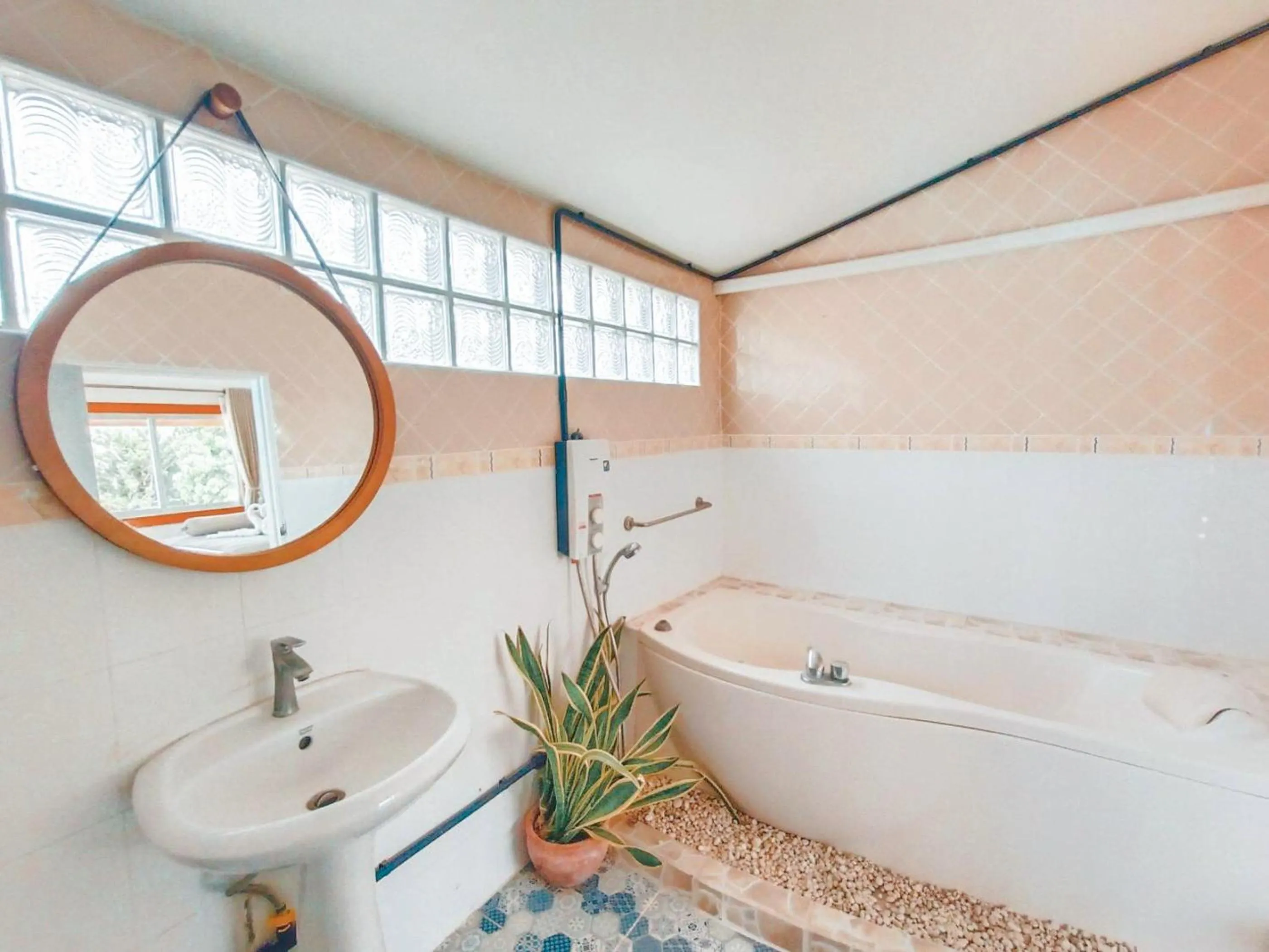 Bath in Bangsaphan Resort