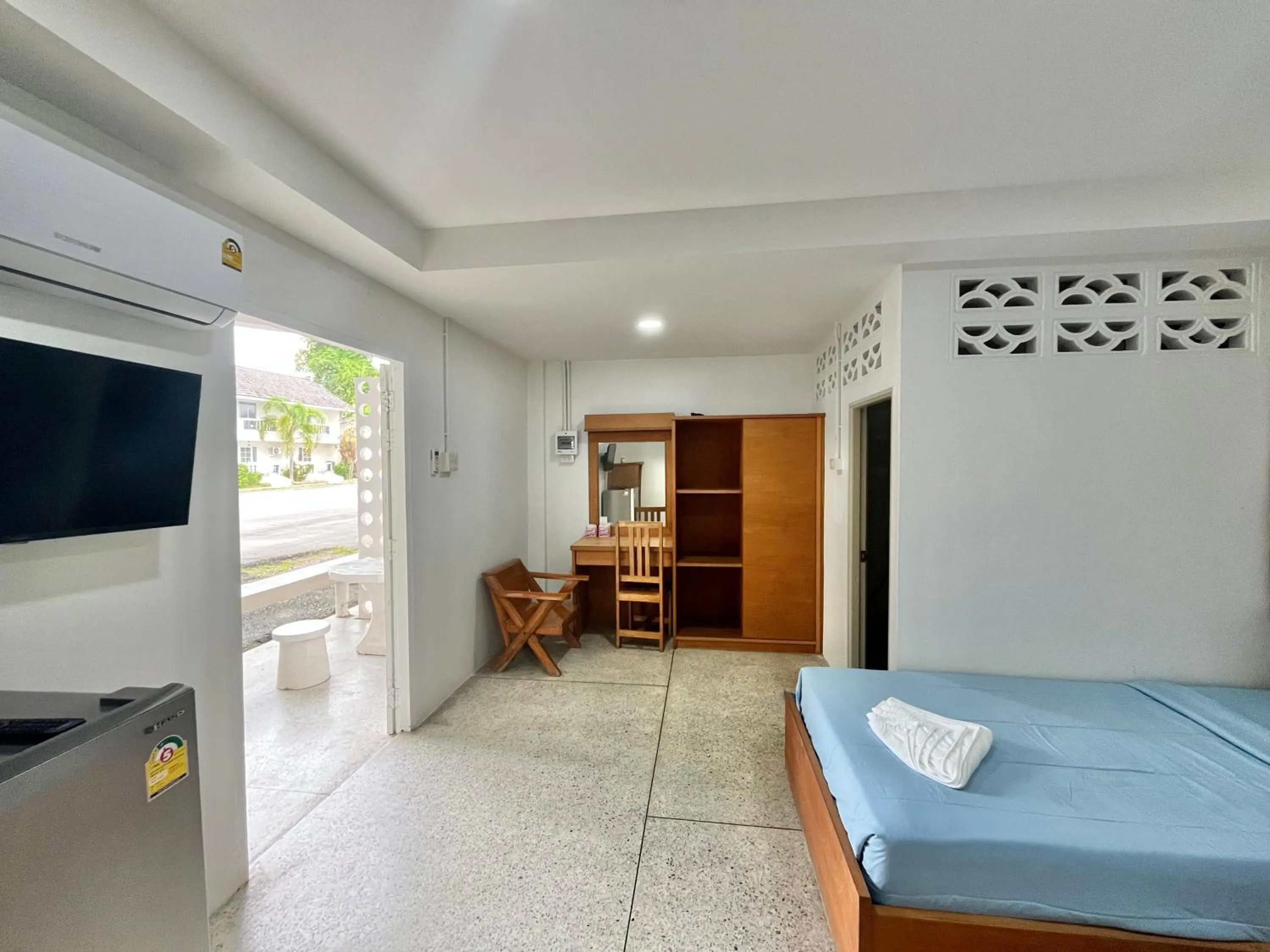 Bedroom, Bed in Bangsaphan Resort