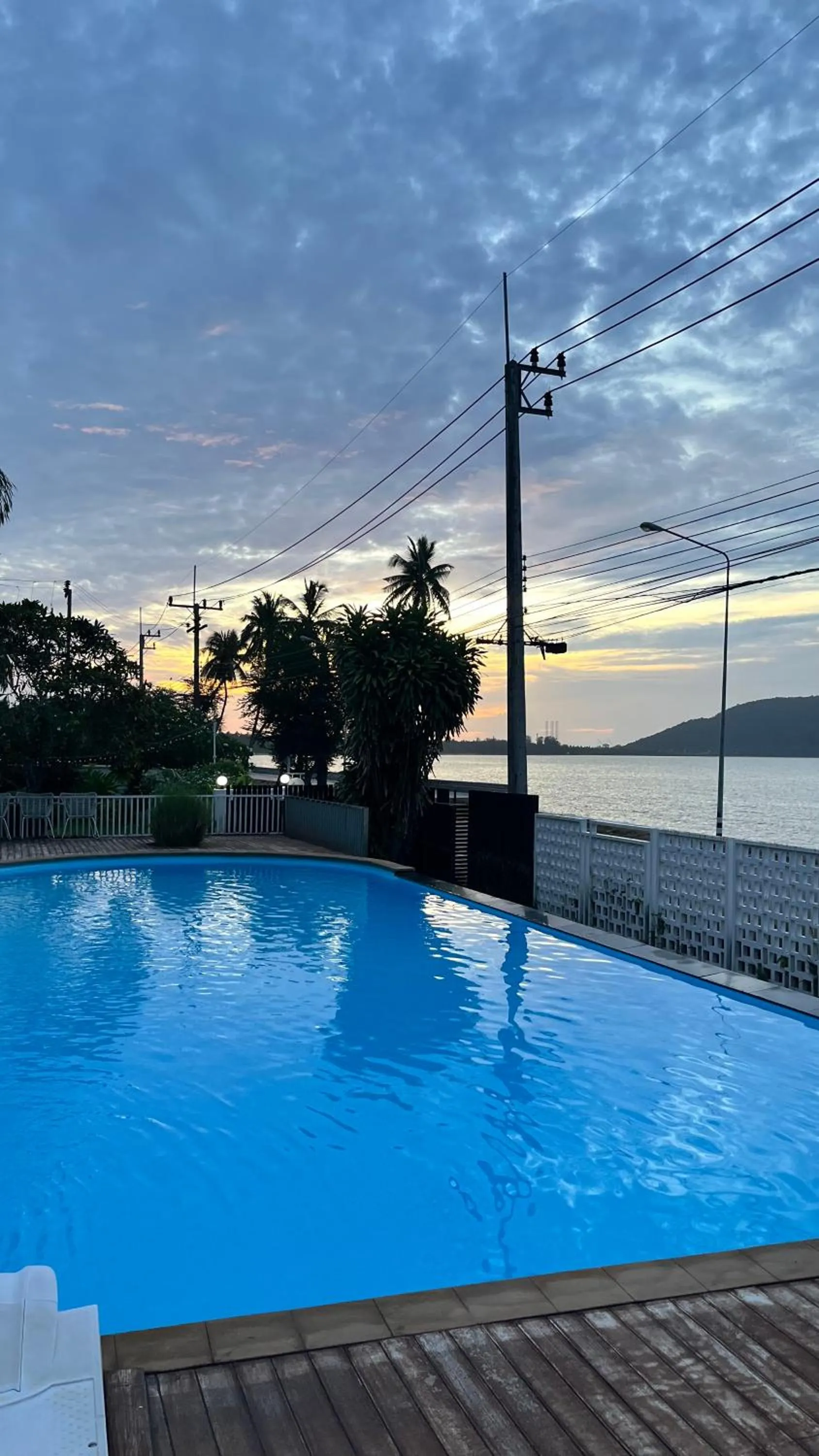 Pool view in Bangsaphan Resort