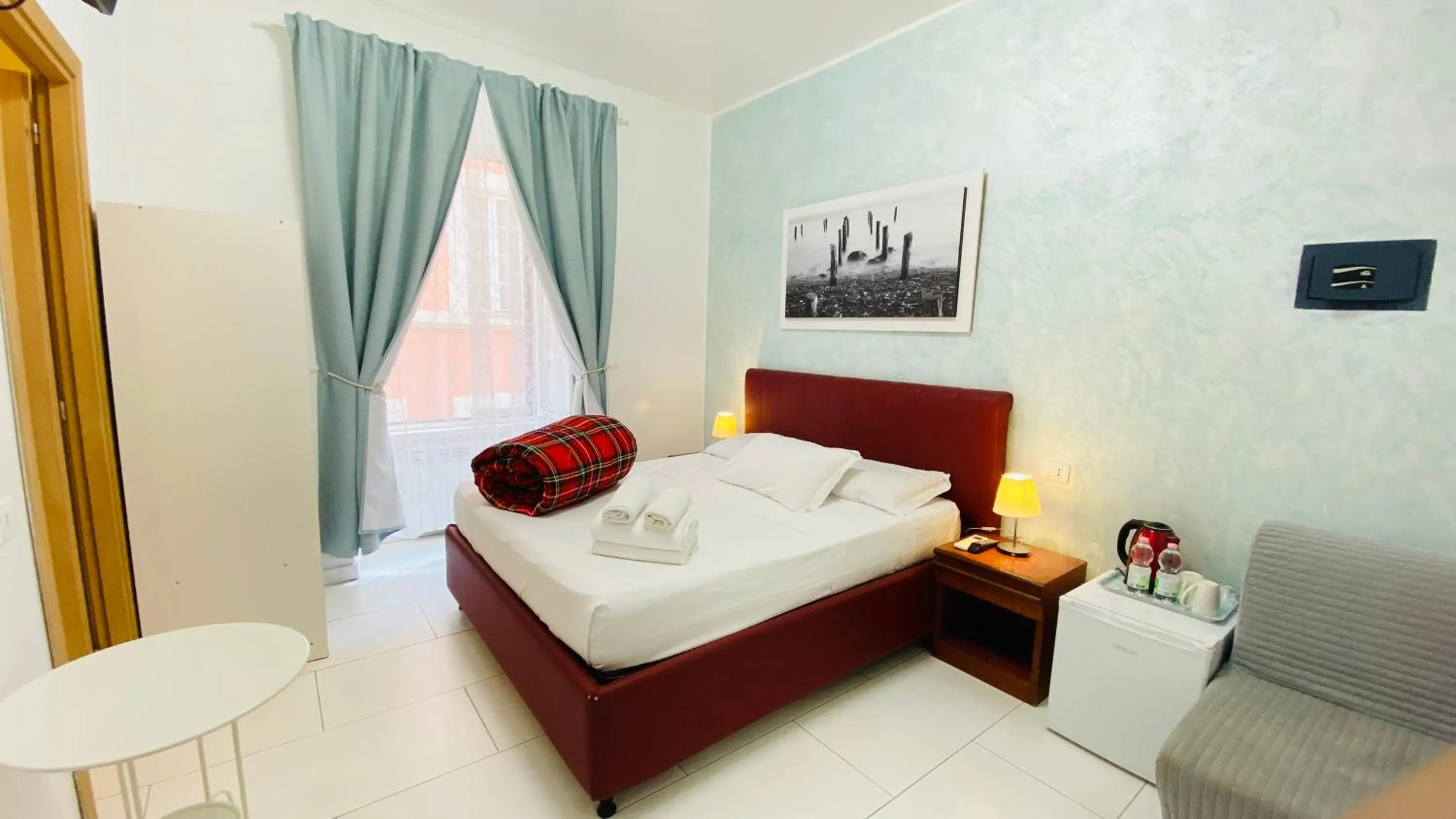 Bedroom, Bed in I Dormienti