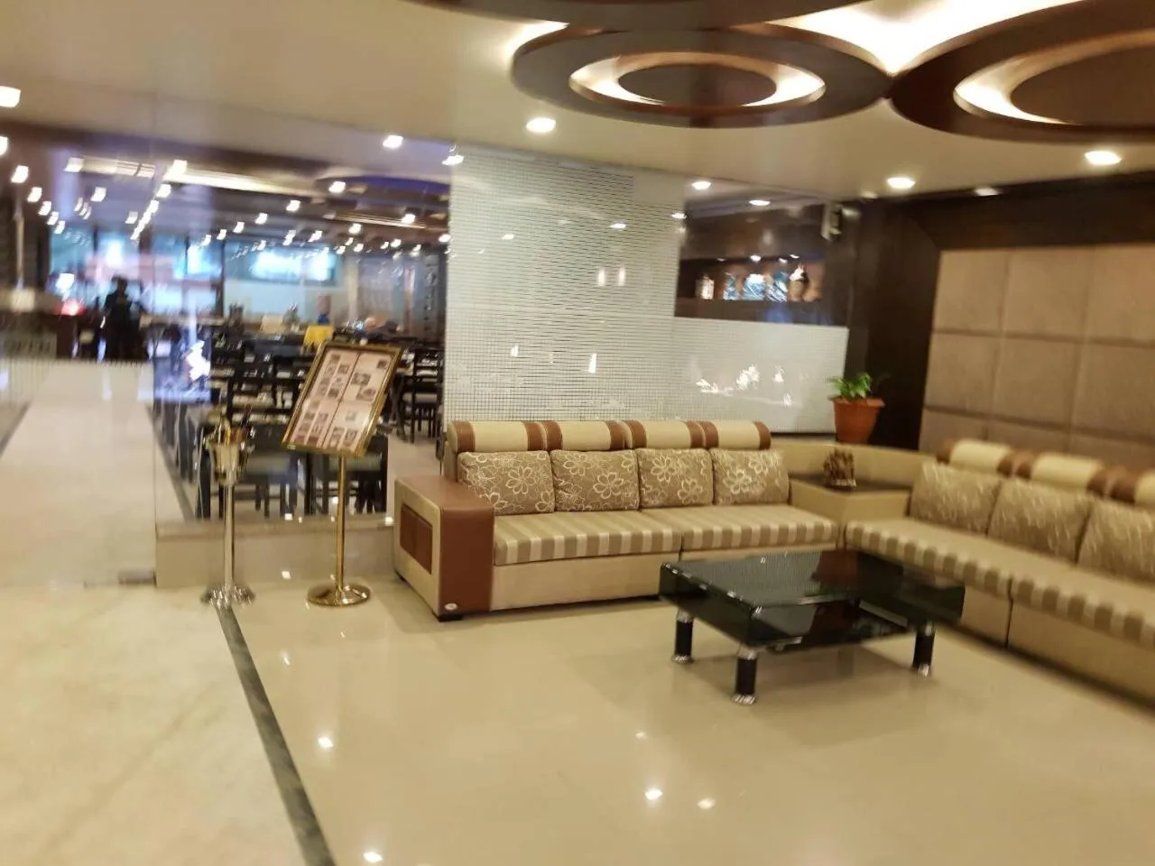 Communal lounge/ TV room in Hotel Buddy