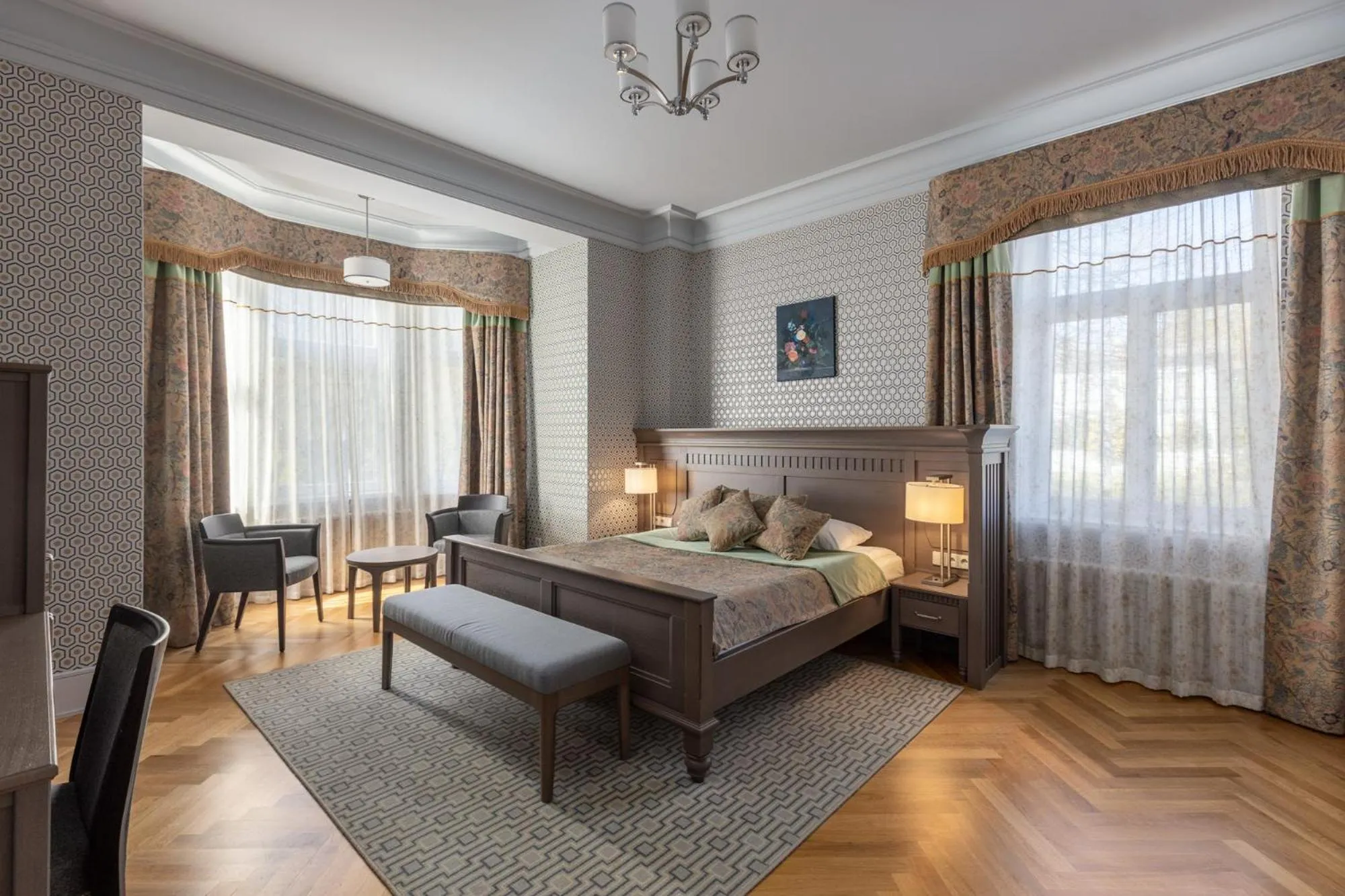 Bed in Roze Boutique Hotel