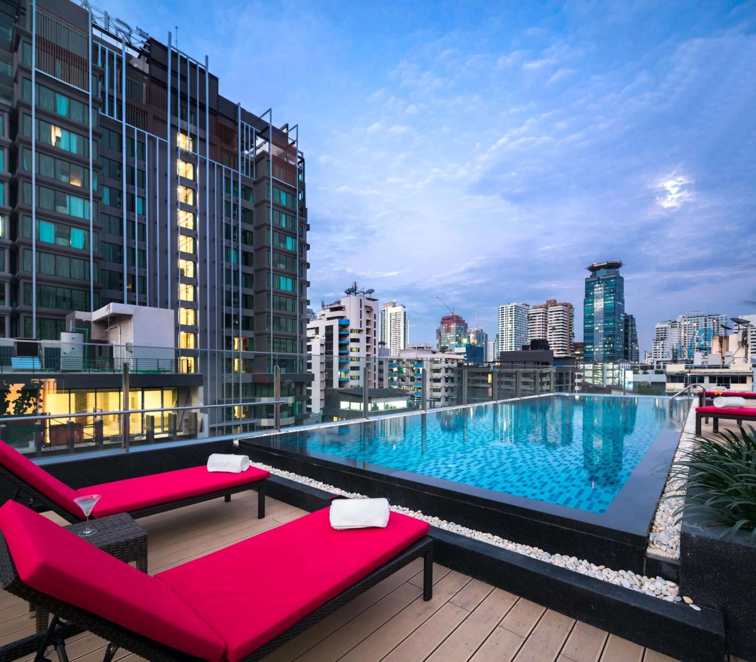 Swimming pool in Travelodge Sukhumvit 11
