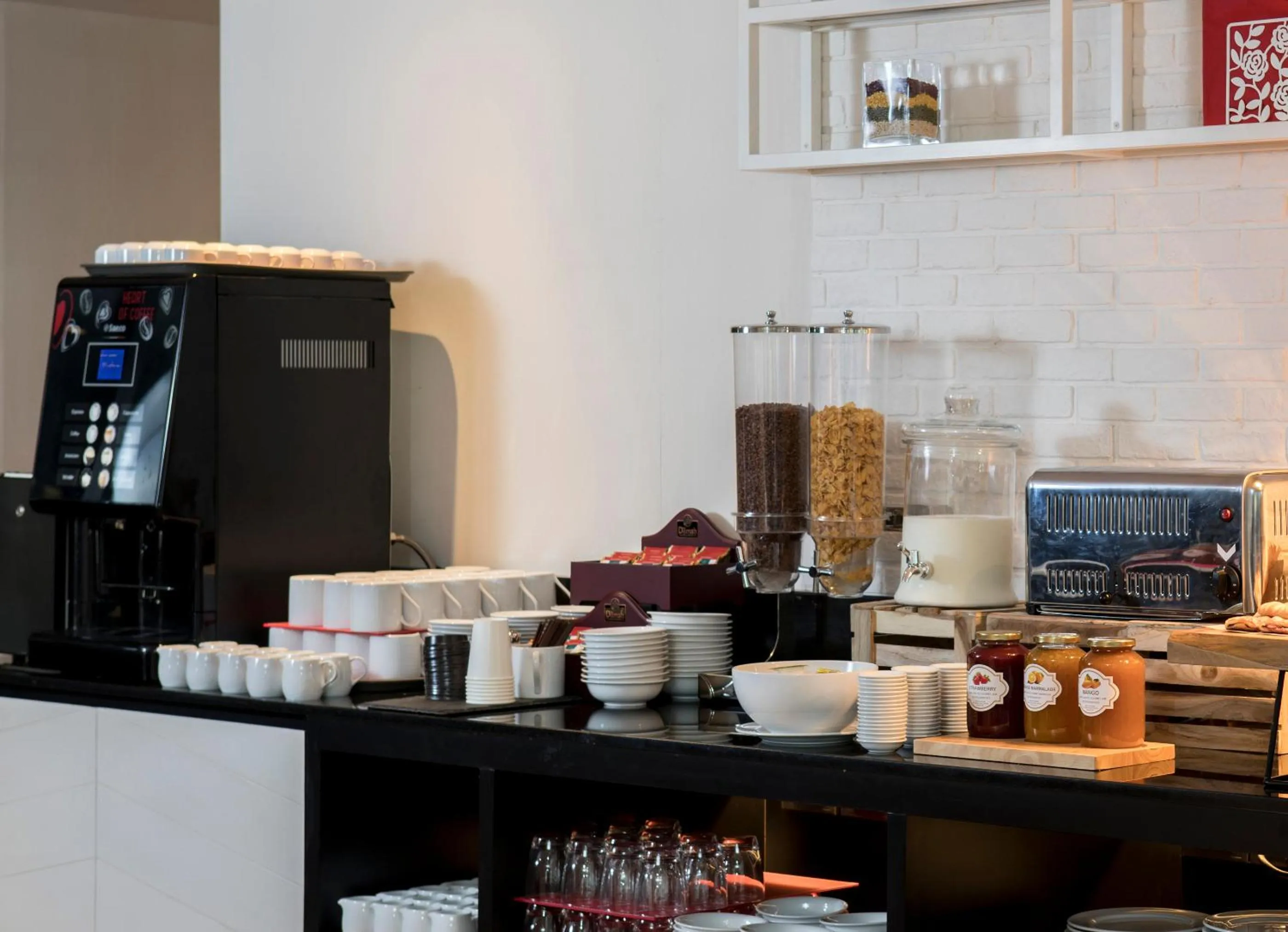 Buffet breakfast in Travelodge Sukhumvit 11