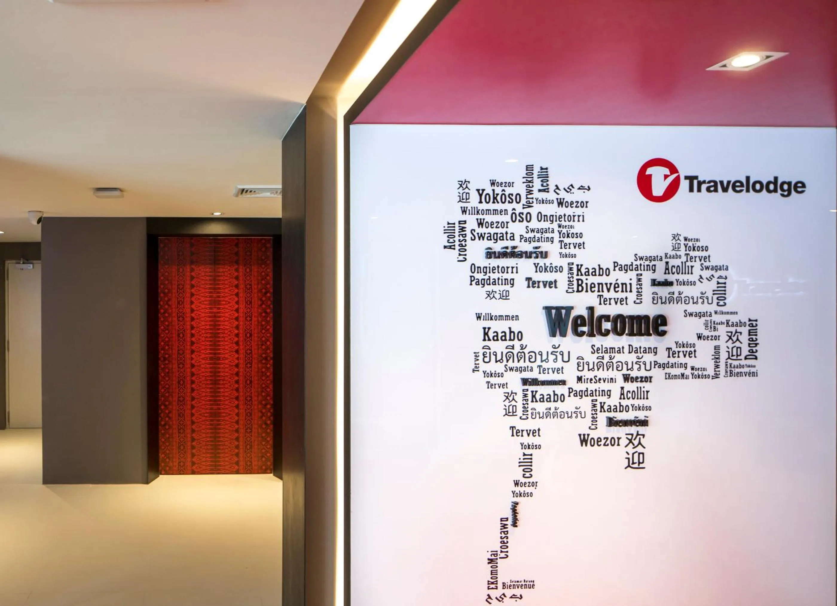 Lobby or reception in Travelodge Sukhumvit 11