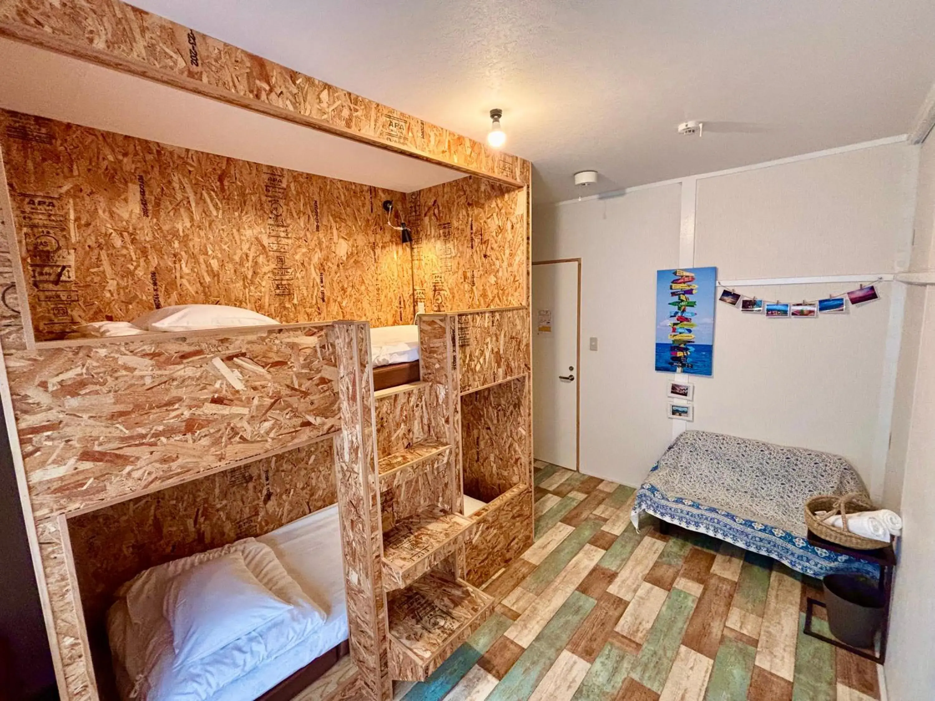 Standard Twin Room with Shared Bathroom in Guesthouse KOBE YAMATOMUSUBI Standard Twin Room with Shared Bathroom in Guesthouse KOBE YAMATOMUSUBI