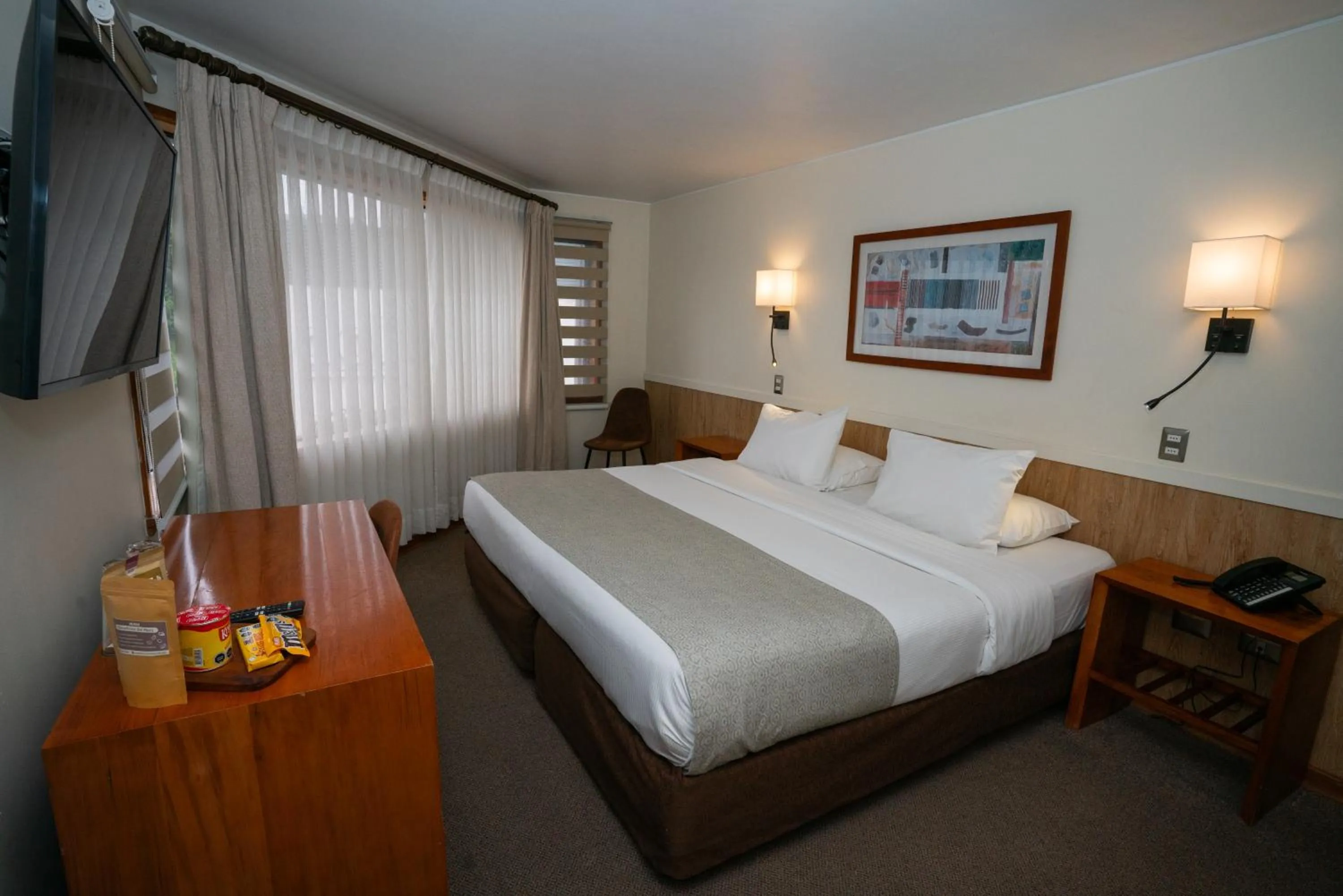 Restaurant/places to eat, Bed in Hotel Don Luis Puerto Montt