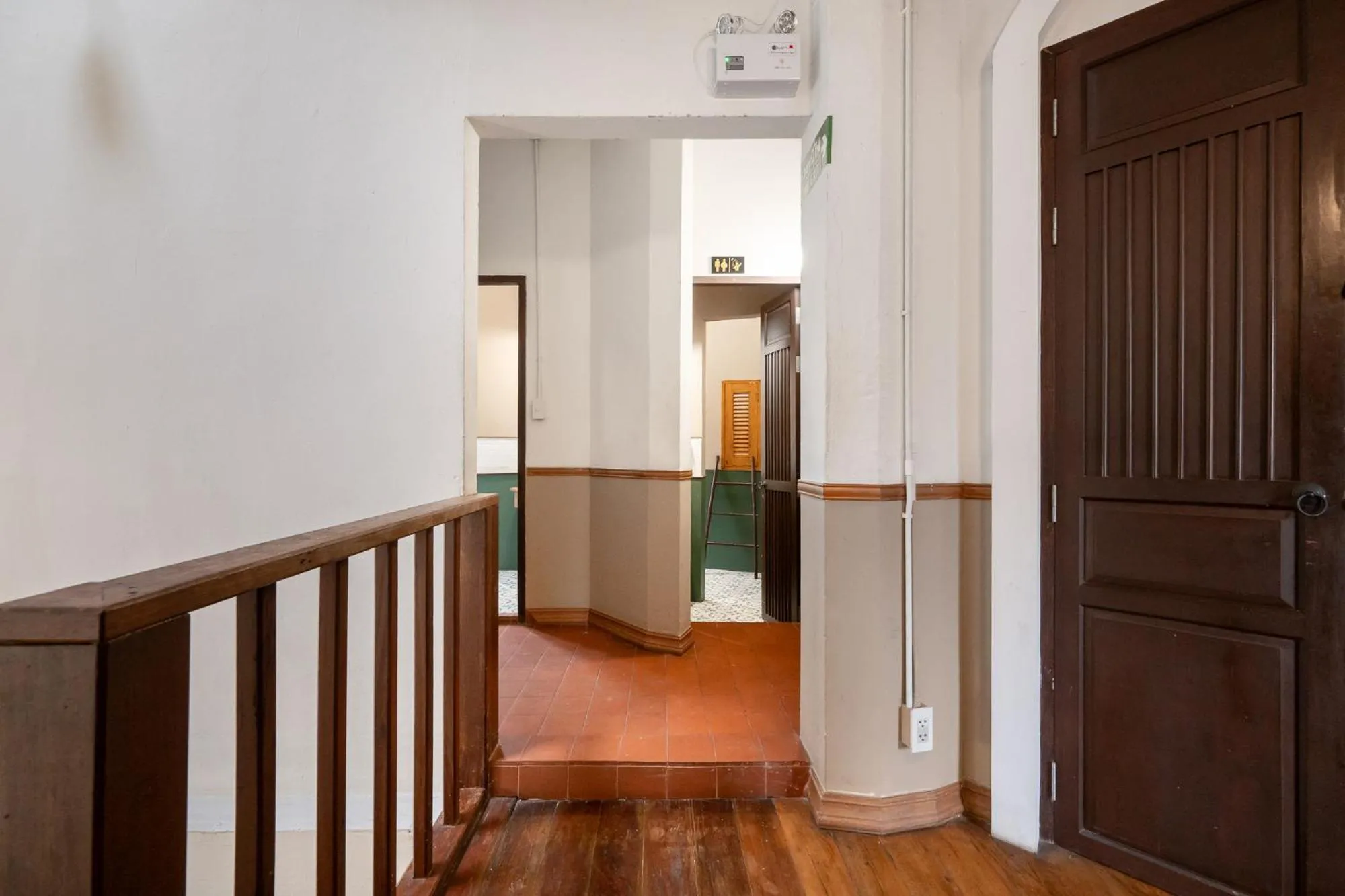 Property building in Arun Sa Wad 103 NaNa