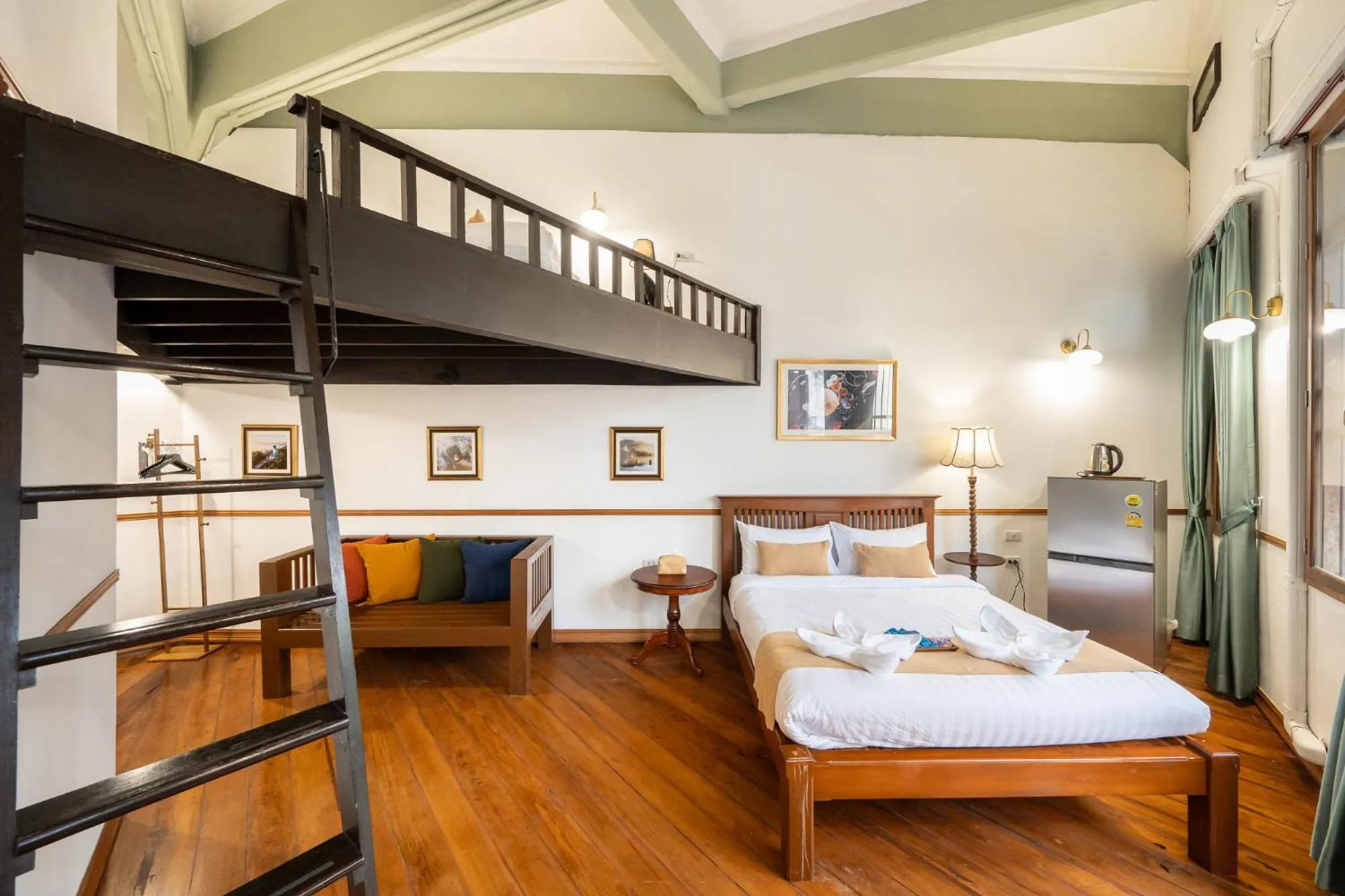 Bed in Arun Sa Wad 103 NaNa