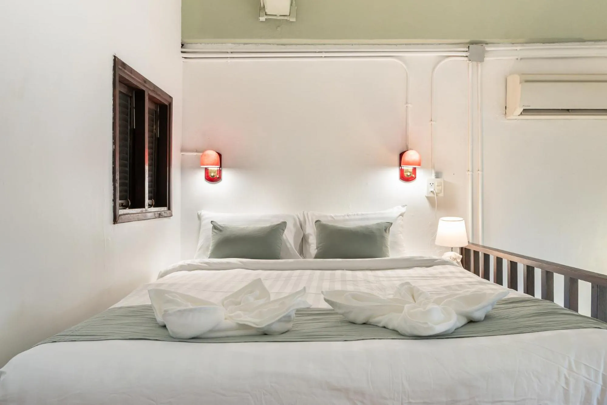 Bed in Arun Sa Wad 103 NaNa