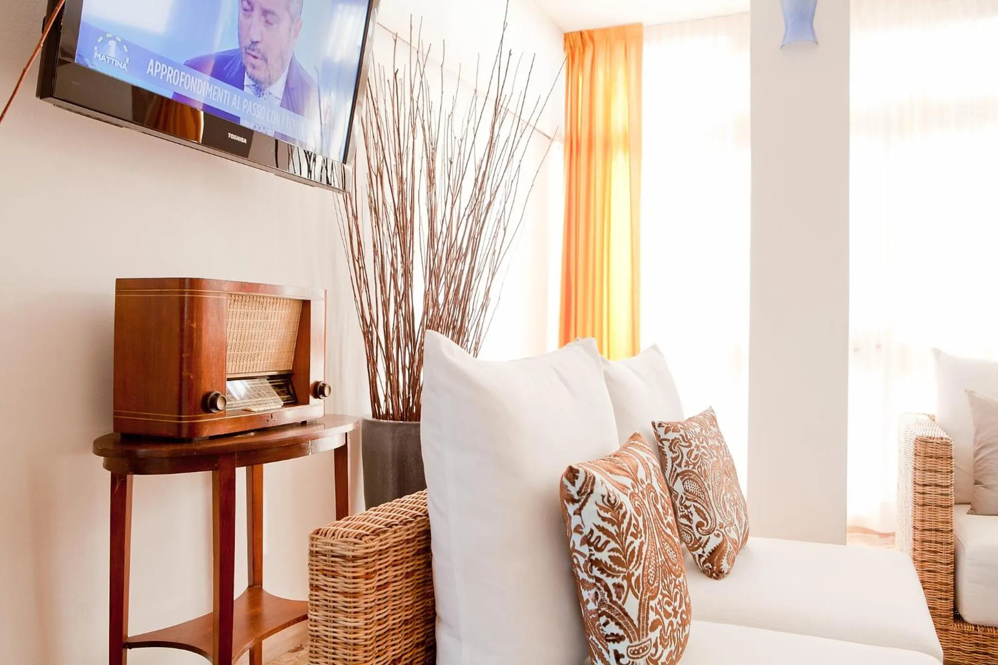 Communal lounge/ TV room in Hotel Horizonte