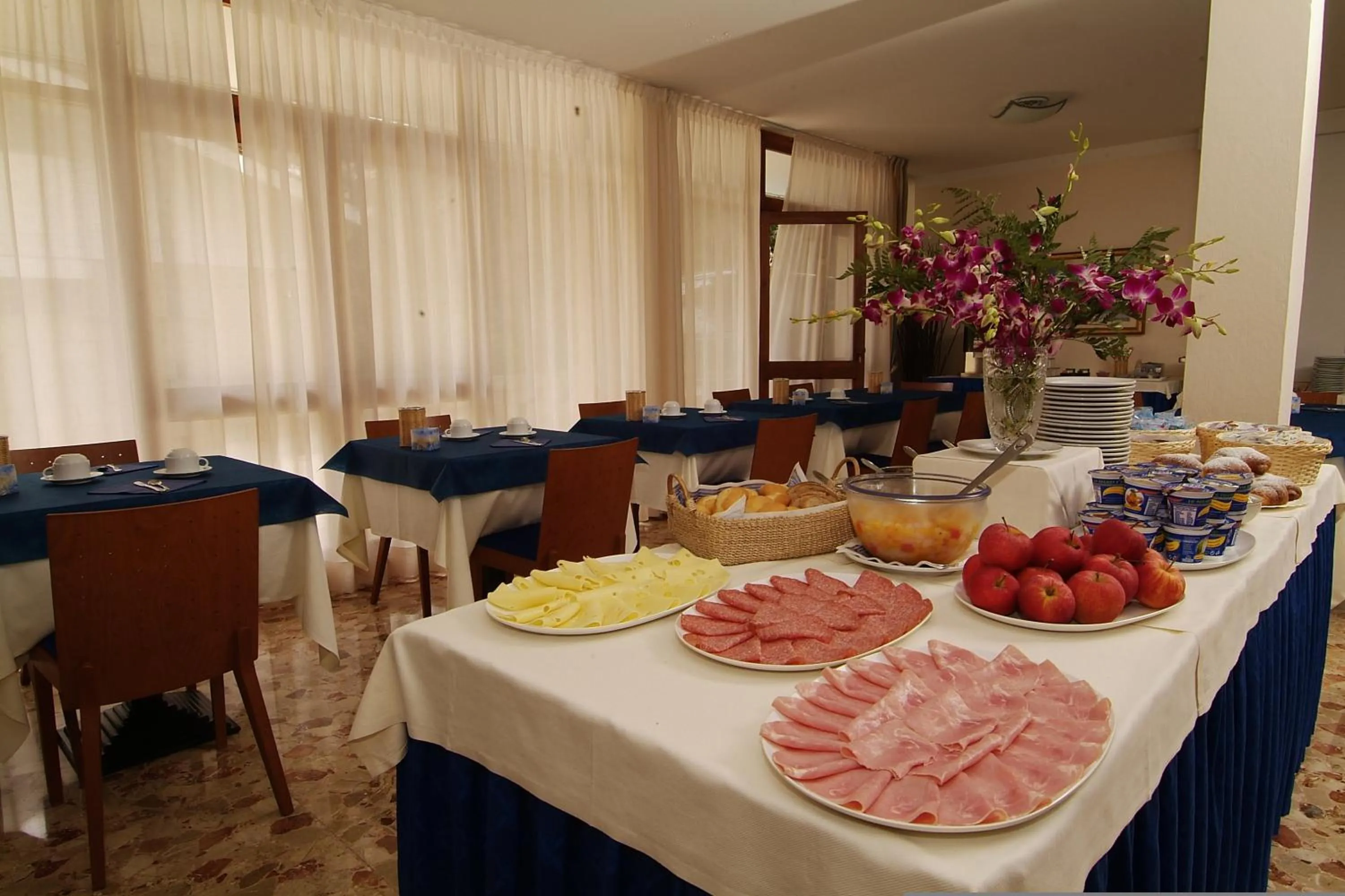 Food in Hotel Horizonte