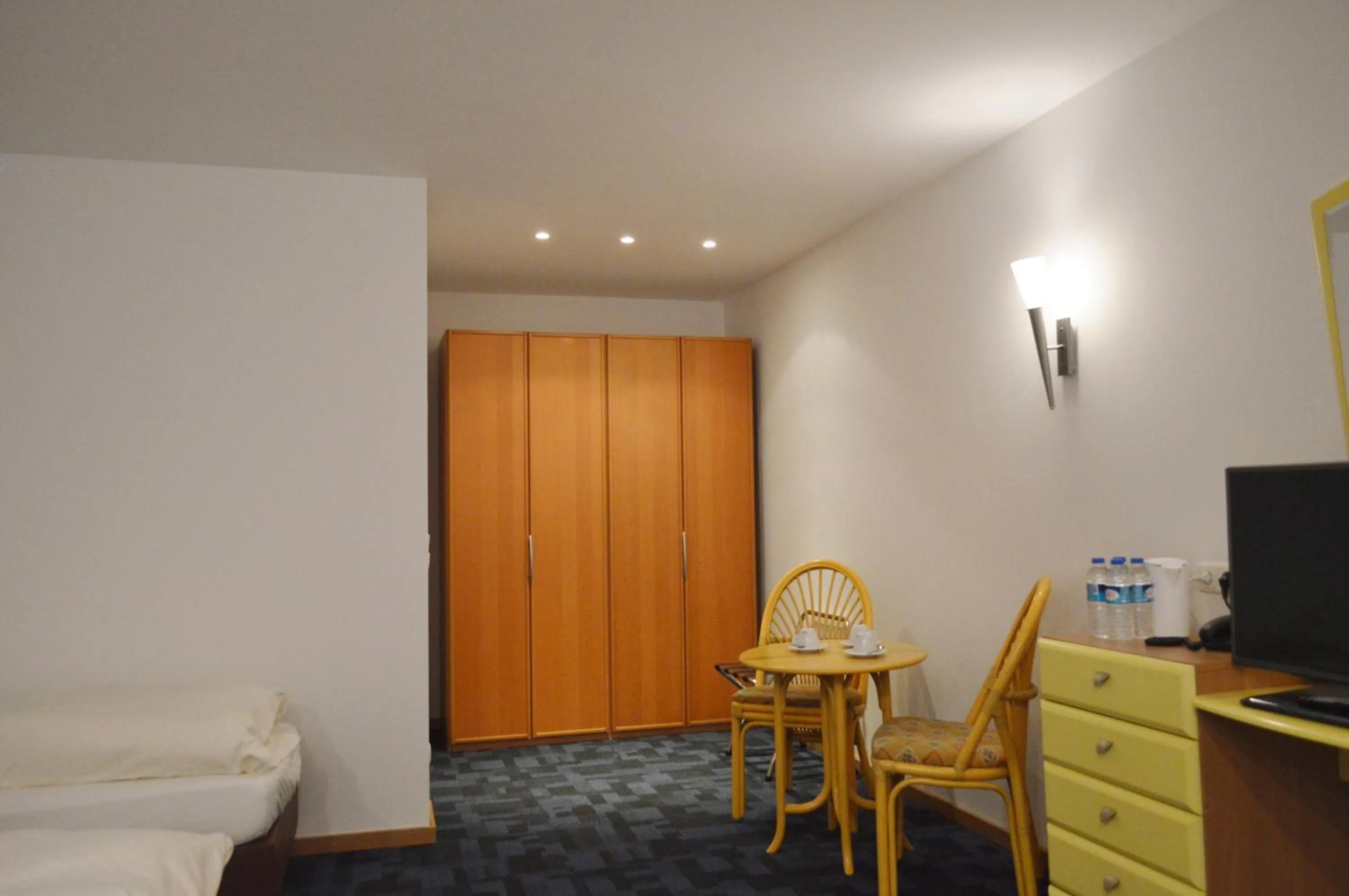 Bed in Hotel B8 Voerde