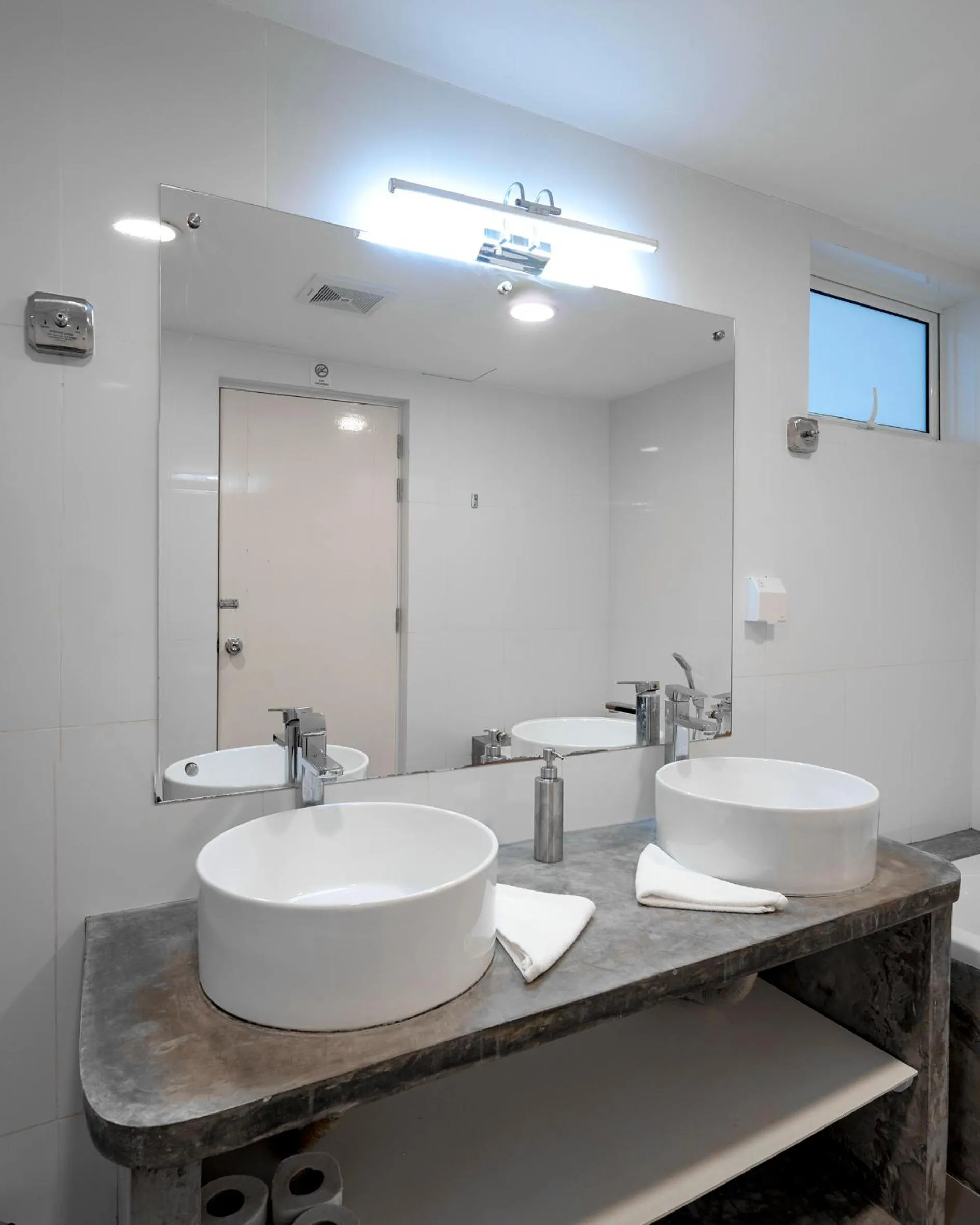 Bathroom in Bliss Dhigurah