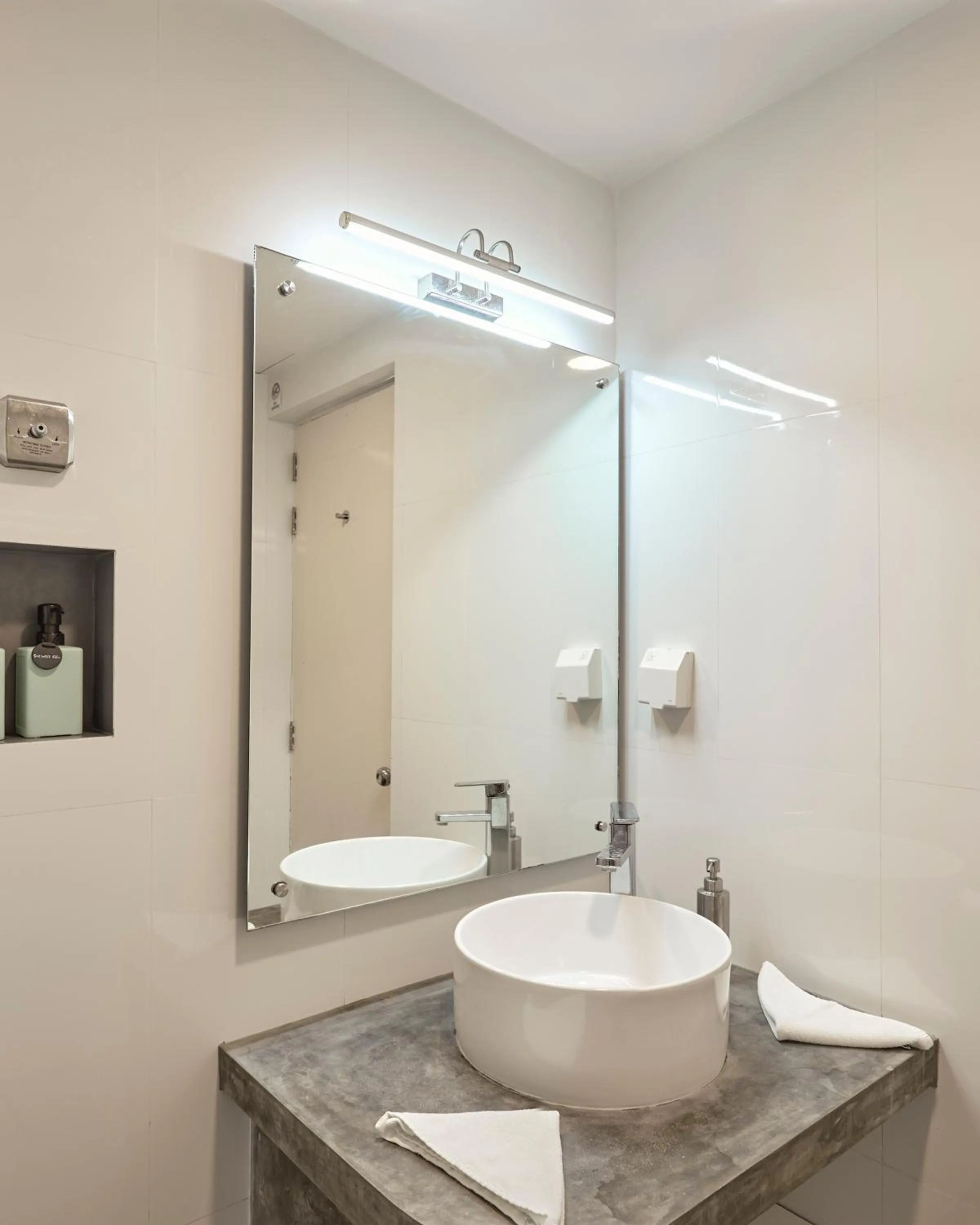 Bathroom in Bliss Dhigurah