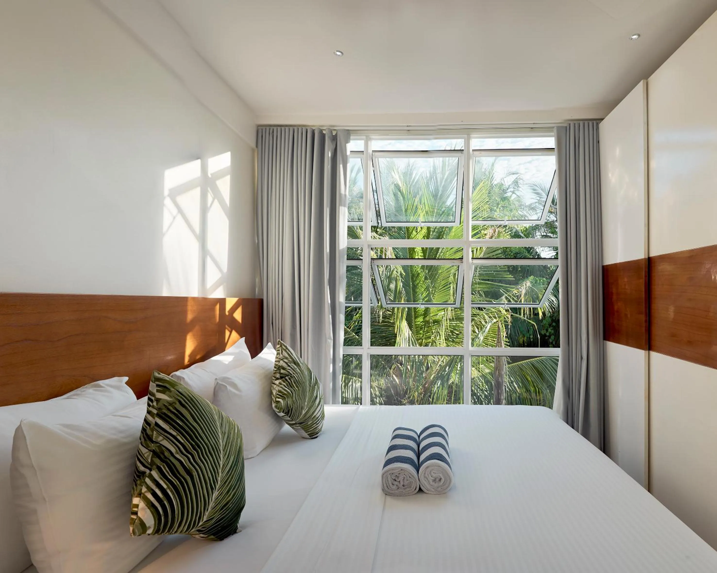 Bedroom, Bed in Bliss Dhigurah