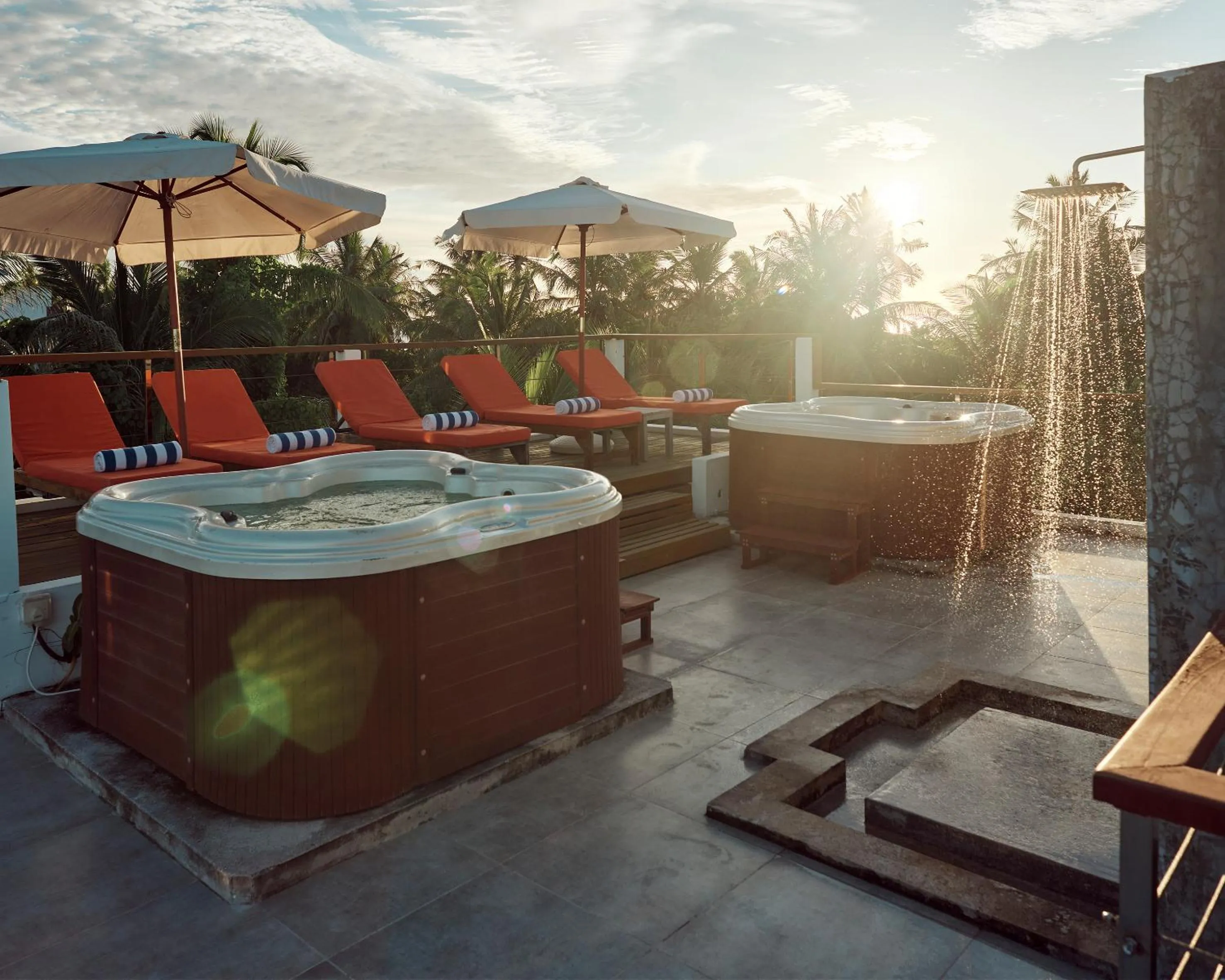 Hot Tub in Bliss Dhigurah