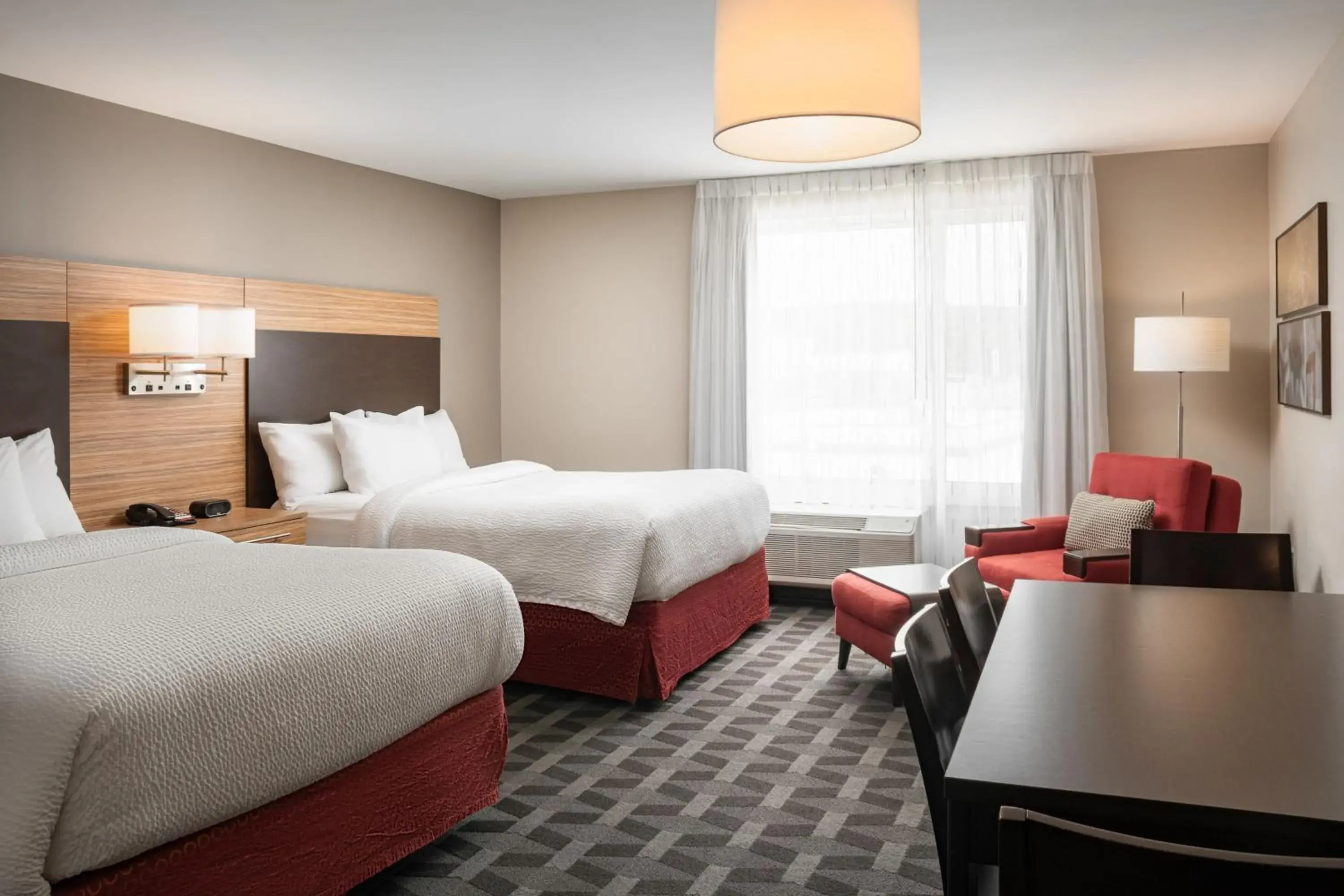 Queen Studio in TownePlace Suites by Marriott Cleveland Queen Studio in TownePlace Suites by Marriott Cleveland