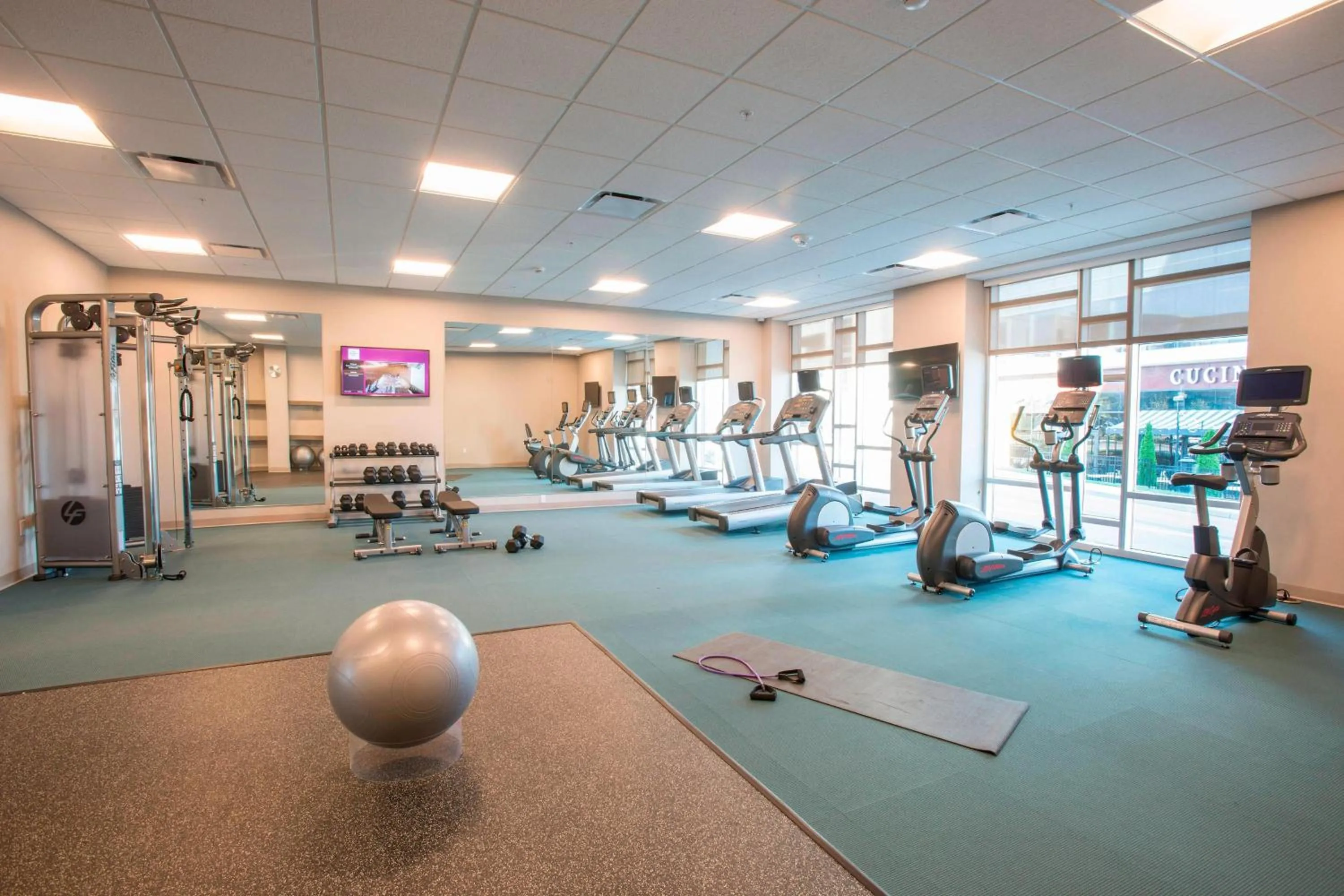 Fitness centre/facilities in Residence Inn by Marriott Cincinnati Midtown/Rookwood