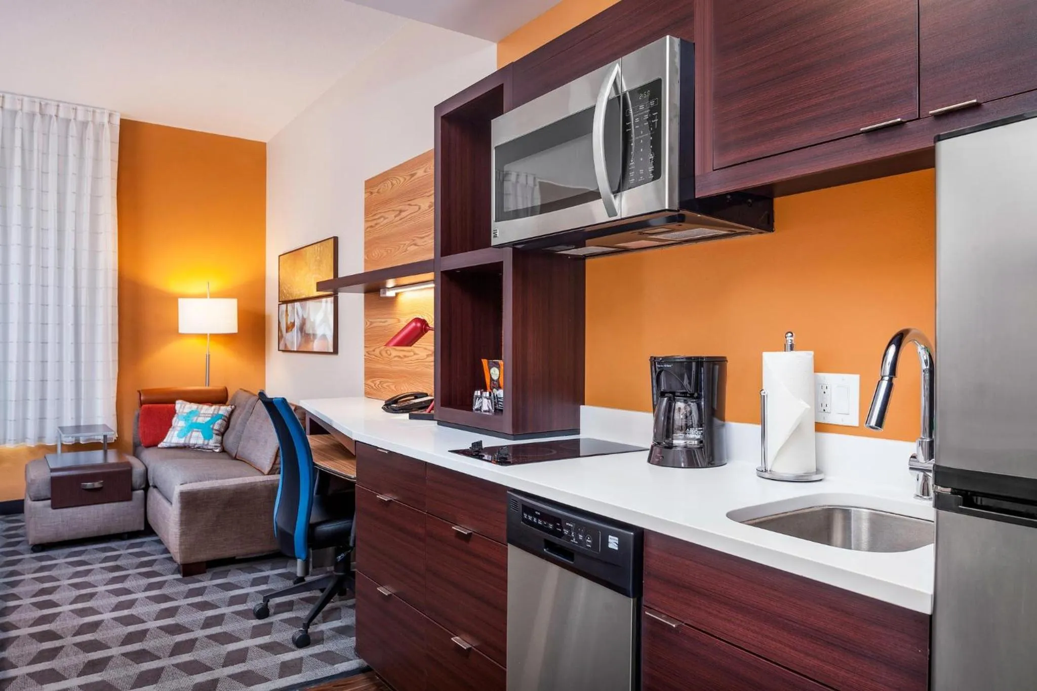Kitchen or kitchenette in TownePlace Suites by Marriott Orlando Altamonte Springs/Maitland