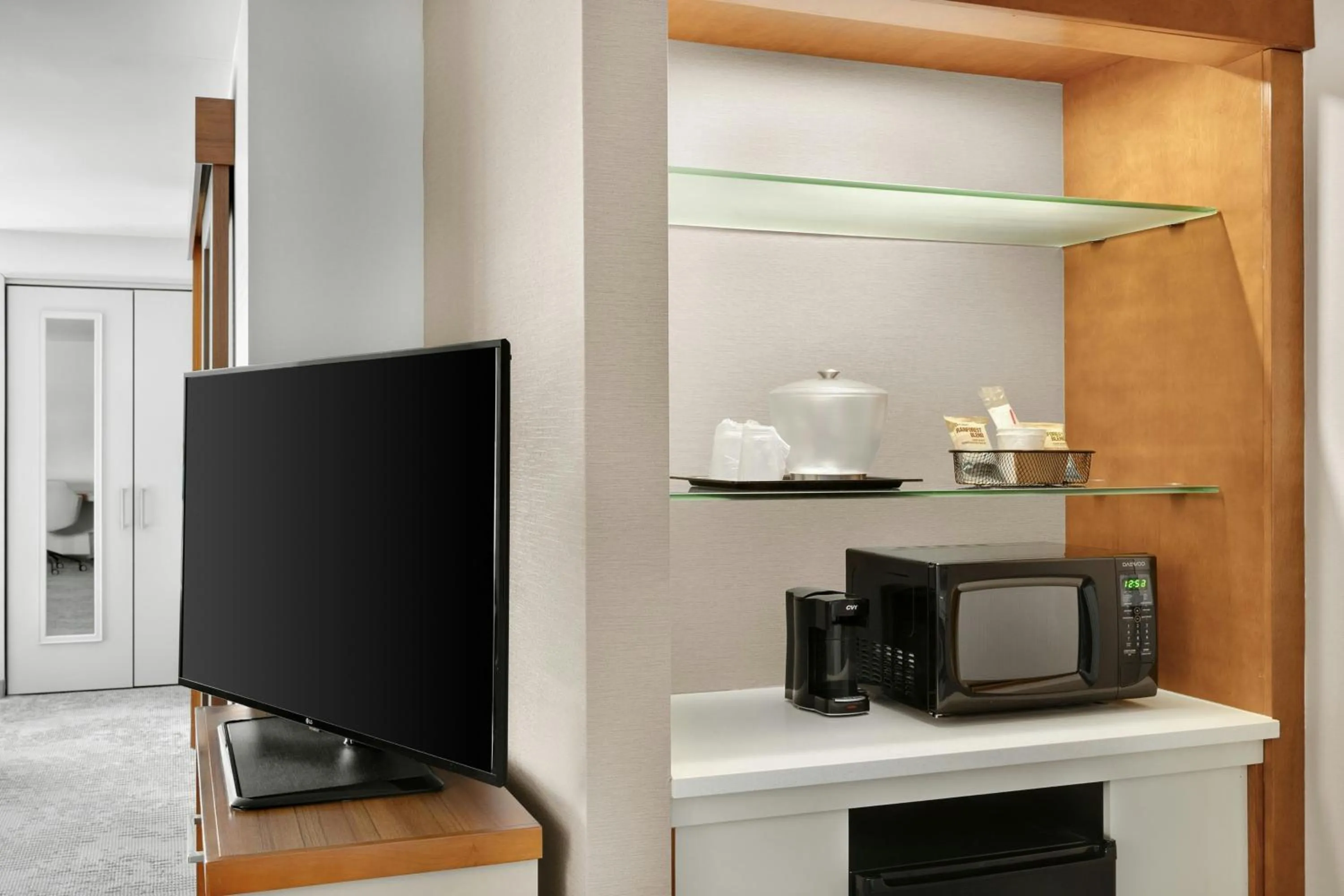 Bedroom in SpringHill Suites by Marriott Chicago Southeast/Munster, IN