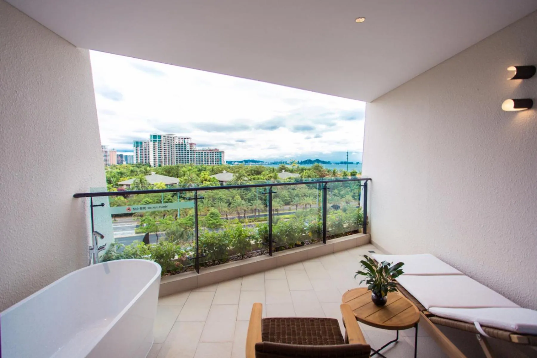 Balcony/Terrace in Sanya Conifer Resort