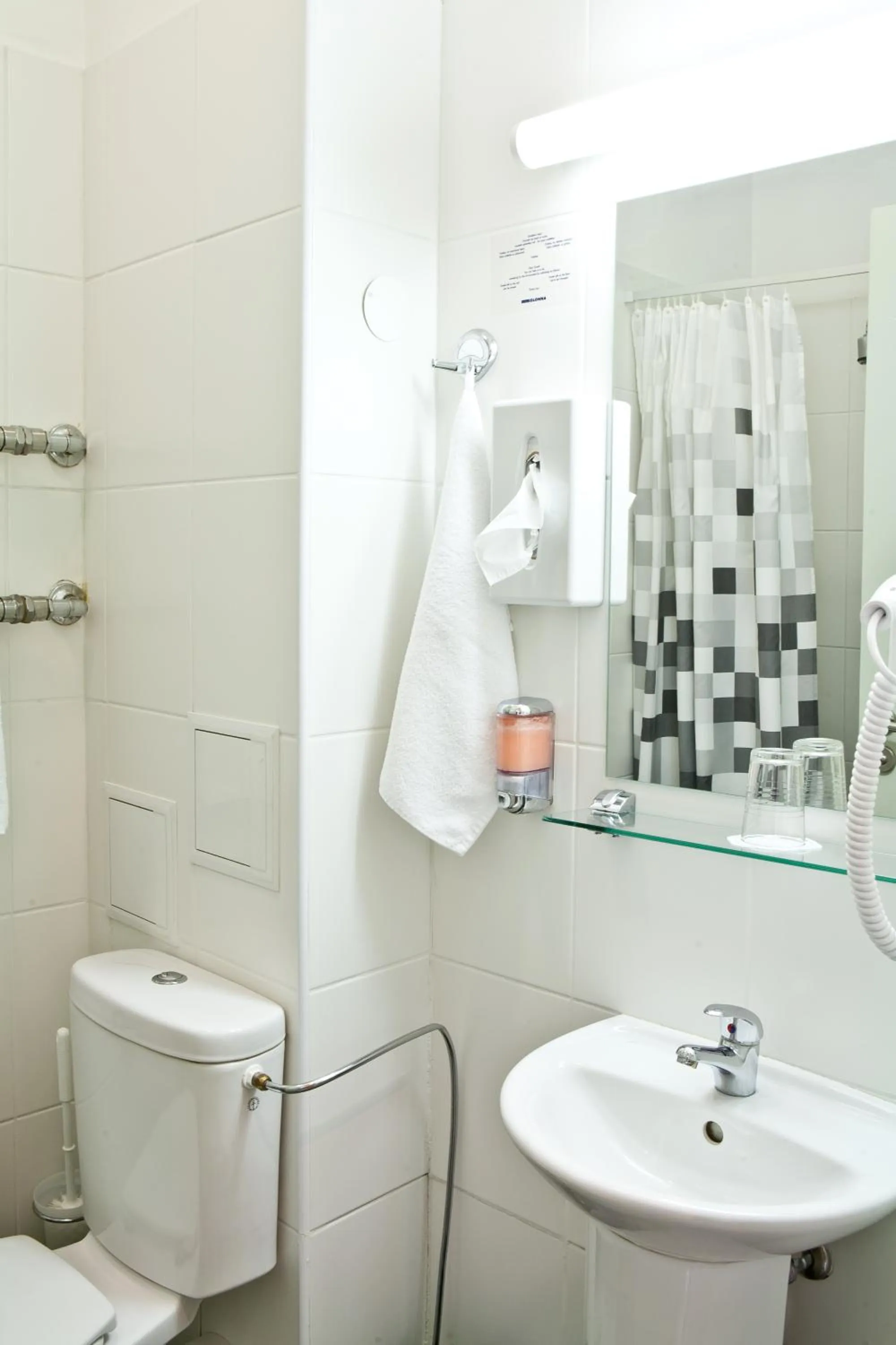 Bathroom in Kolonna Hotel Rēzekne