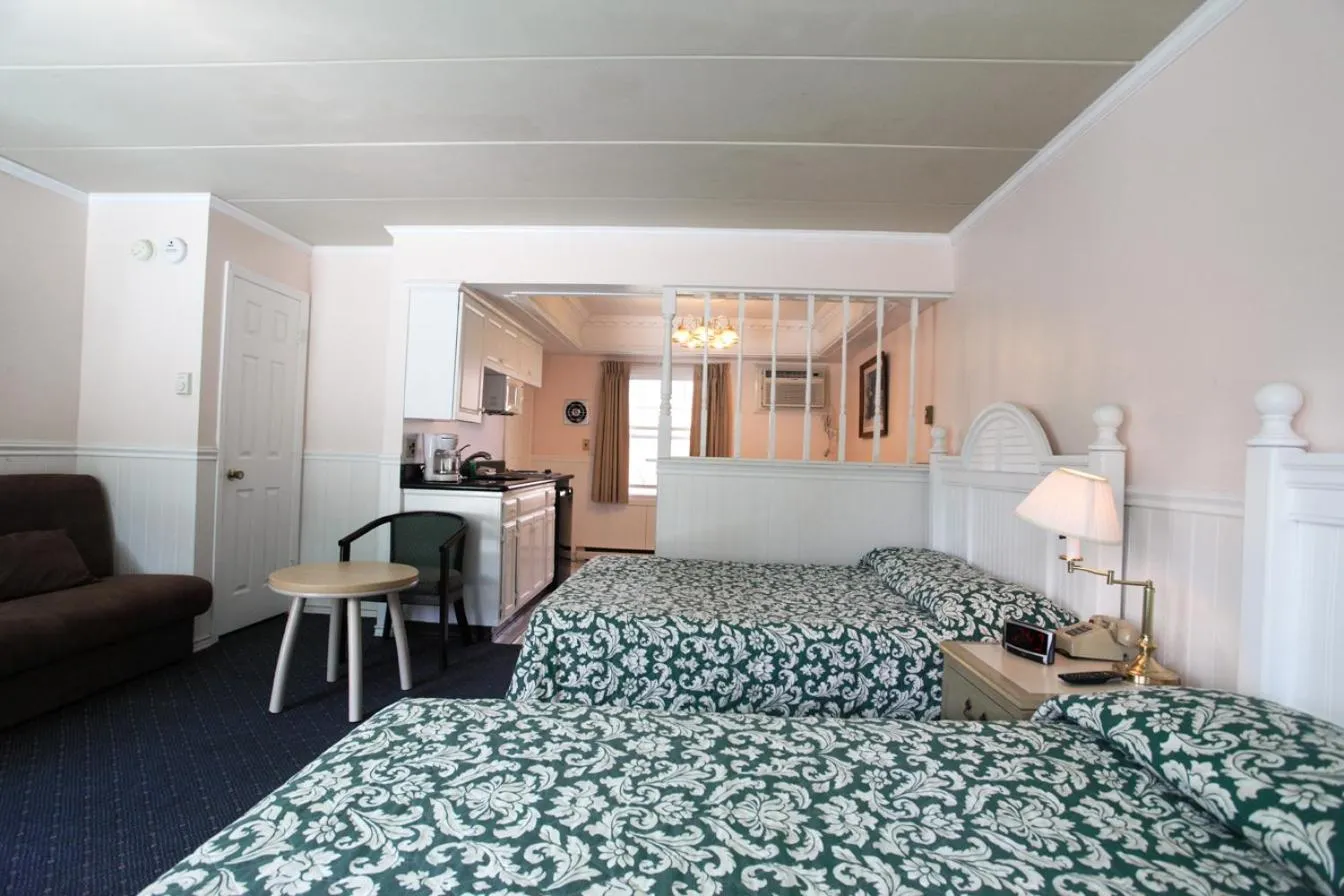 Photo of the whole room, Bed in Hyland Motor Inn