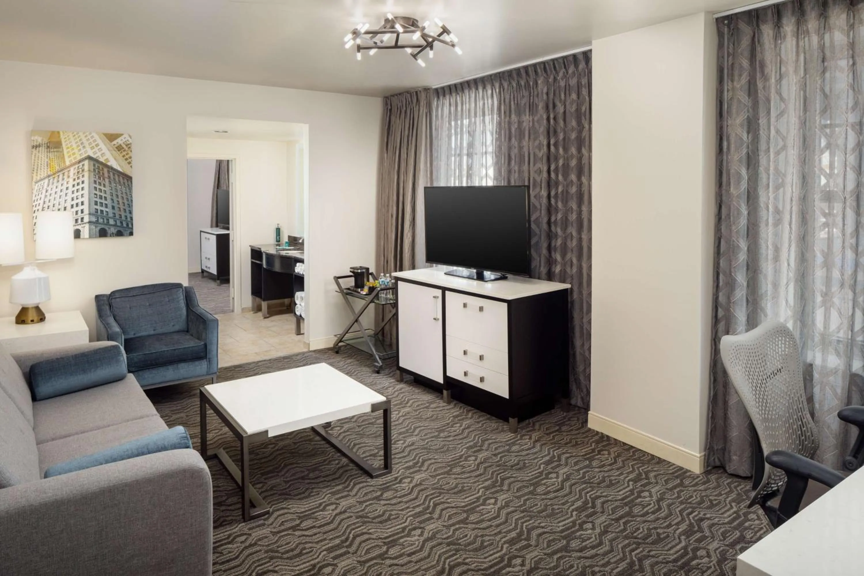 Living room in DoubleTree Suites by Hilton Hotel Detroit Downtown - Fort Shelby