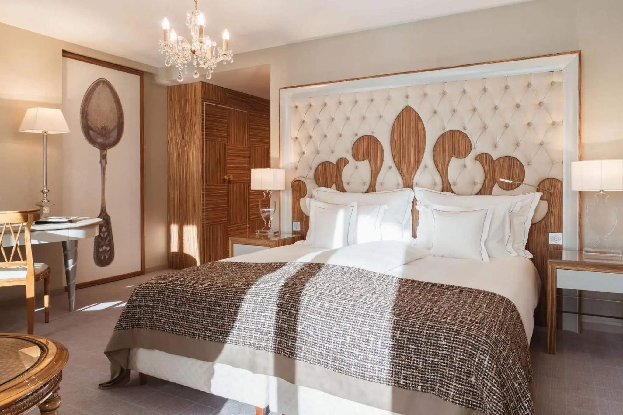 Deluxe Double Room with Lake View in Carlton Hotel St Moritz - The Leading Hotels of the World Deluxe Double Room with Lake View in Carlton Hotel St Moritz - The Leading Hotels of the World