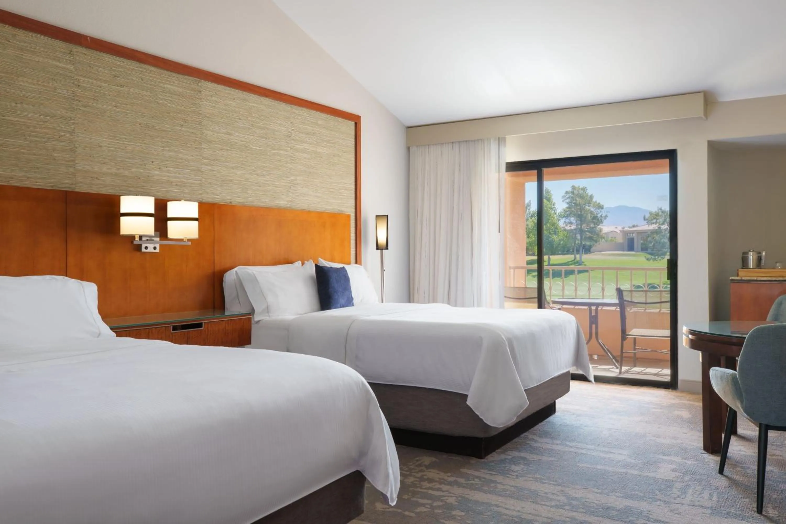 Bedroom, Bed in The Westin Rancho Mirage Golf Resort & Spa