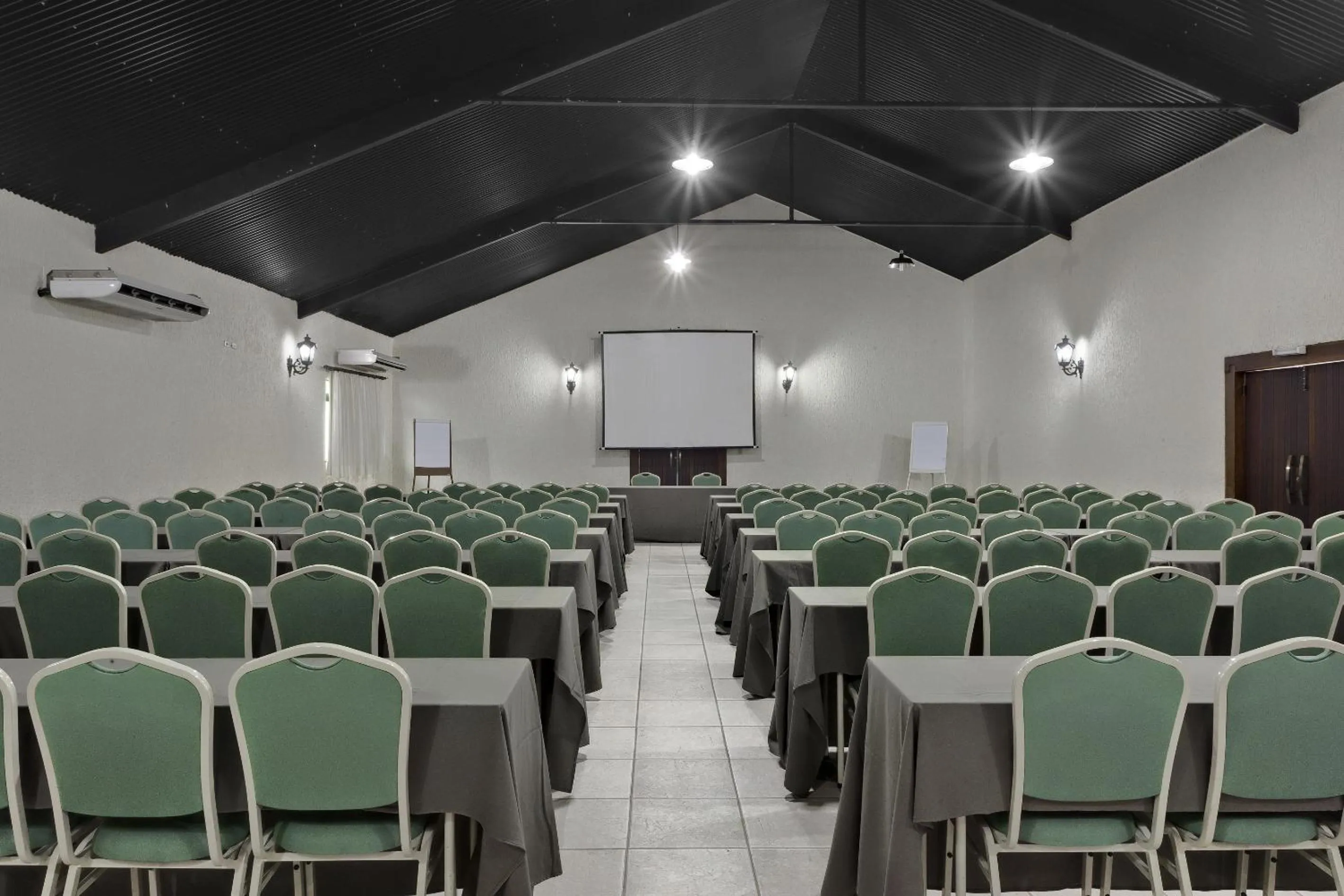 Meeting/conference room in Capivari Ecoresort